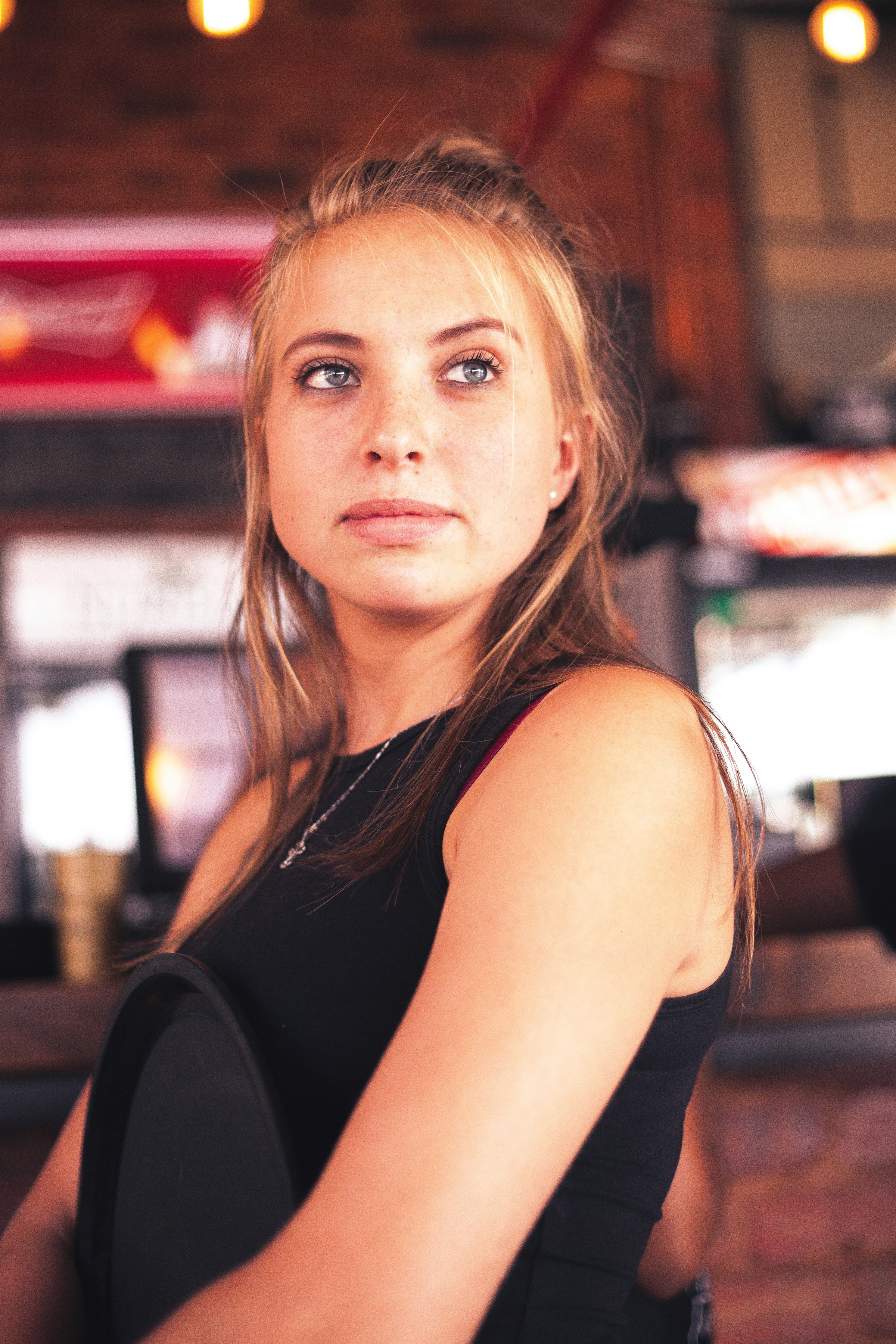 A waitress | Source: Unsplash