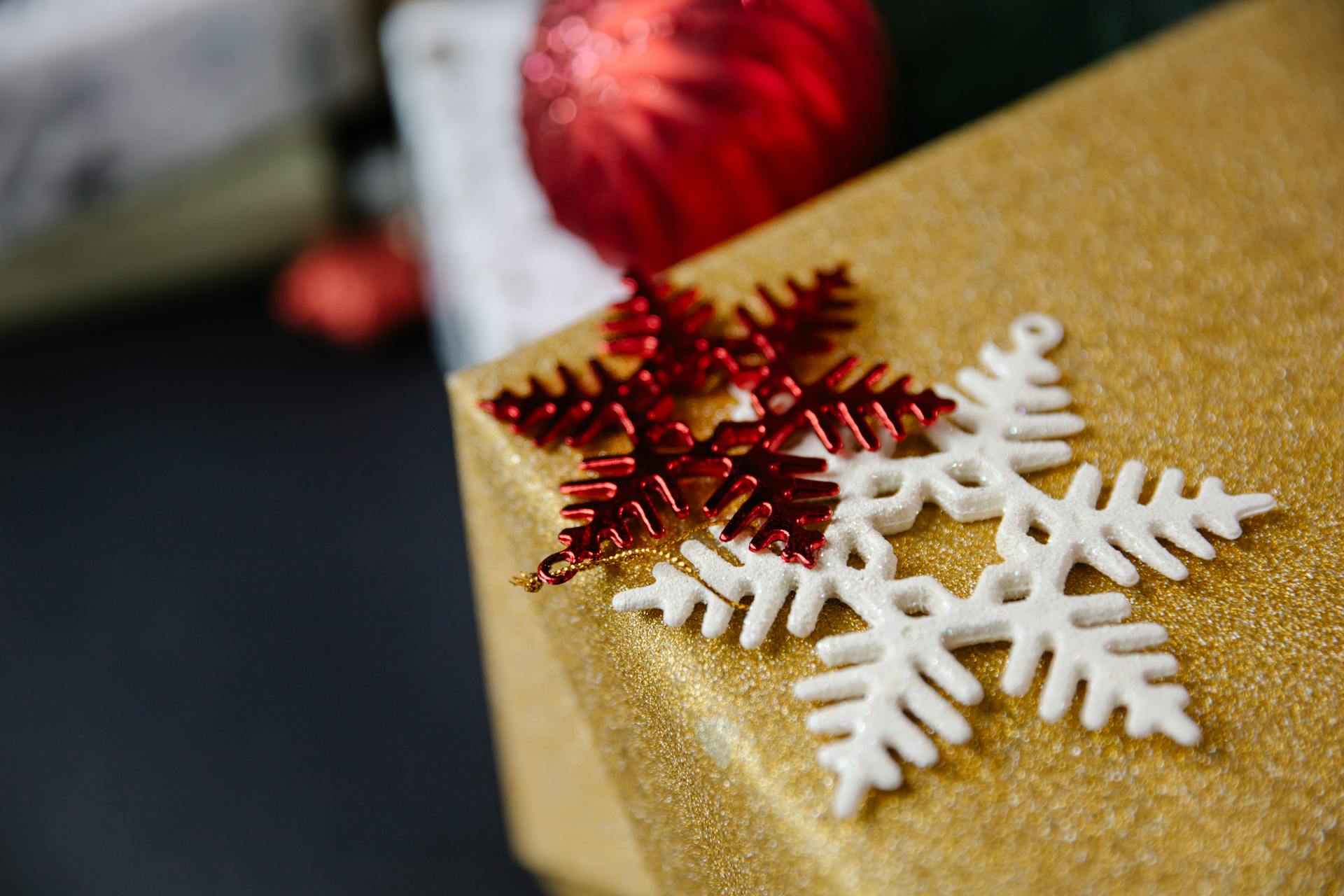 A close-up shot of a gift | Source: Pexels