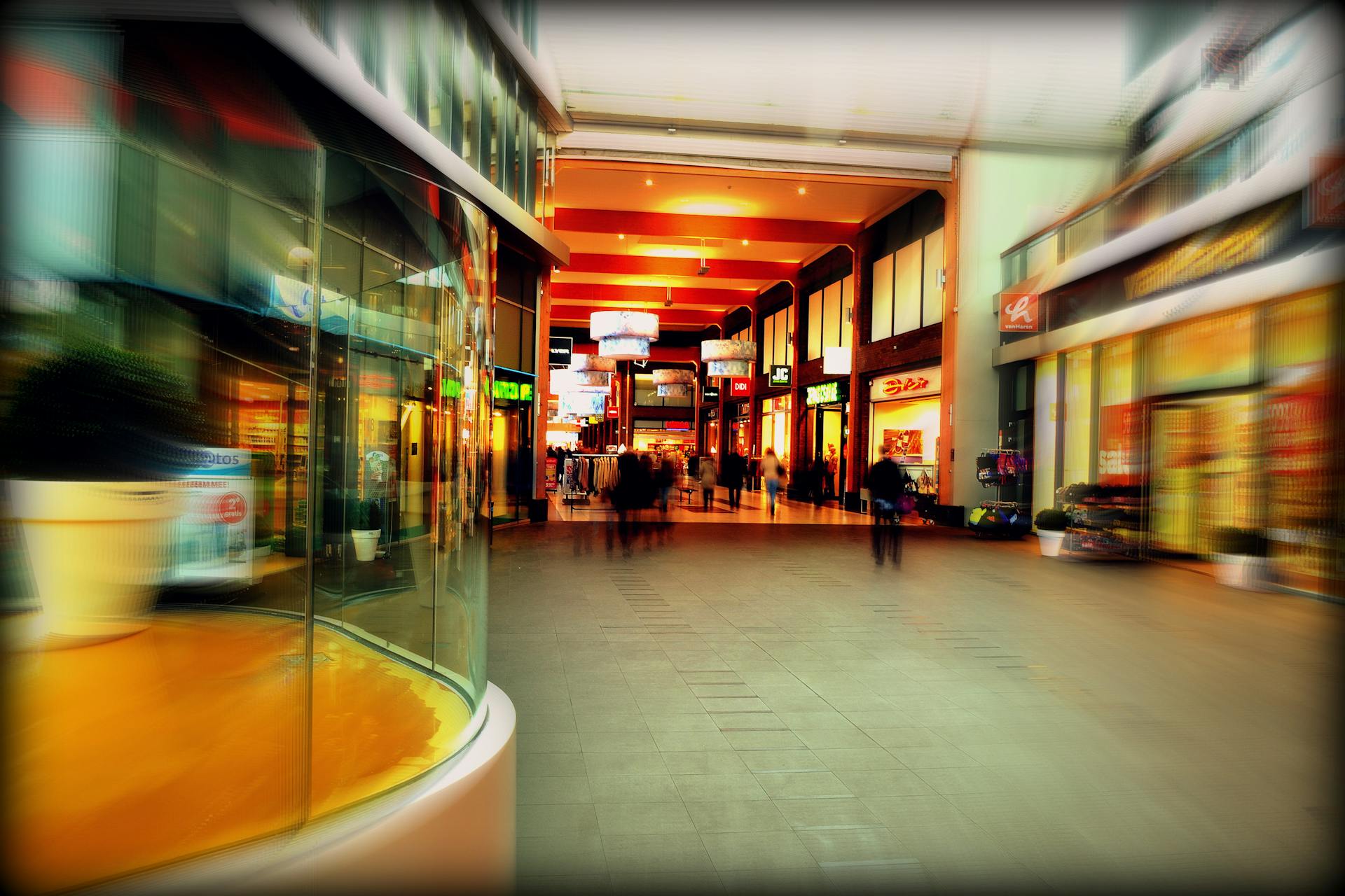 A mall | Source: Pexels