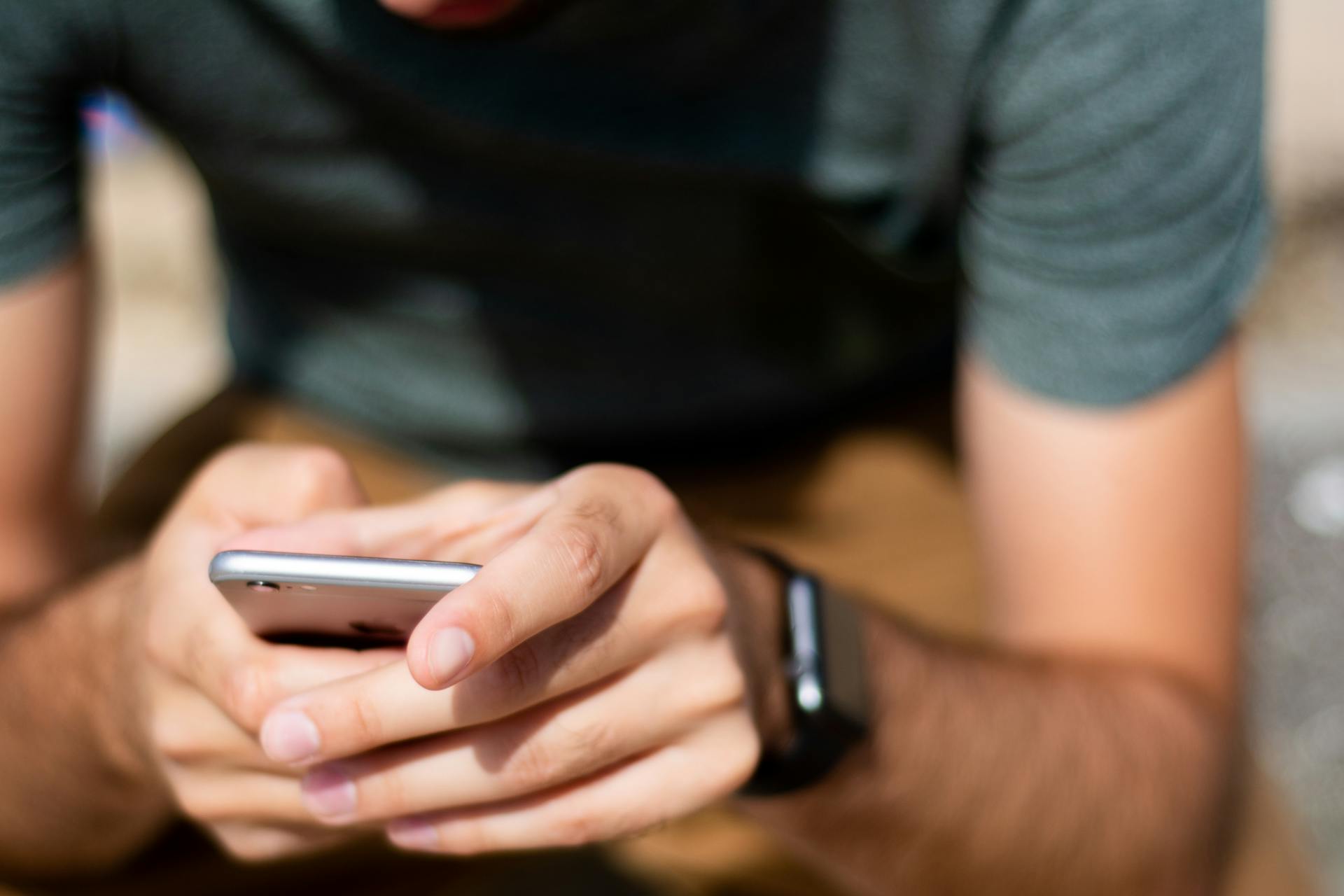 A man using his phone | Source: Pexels