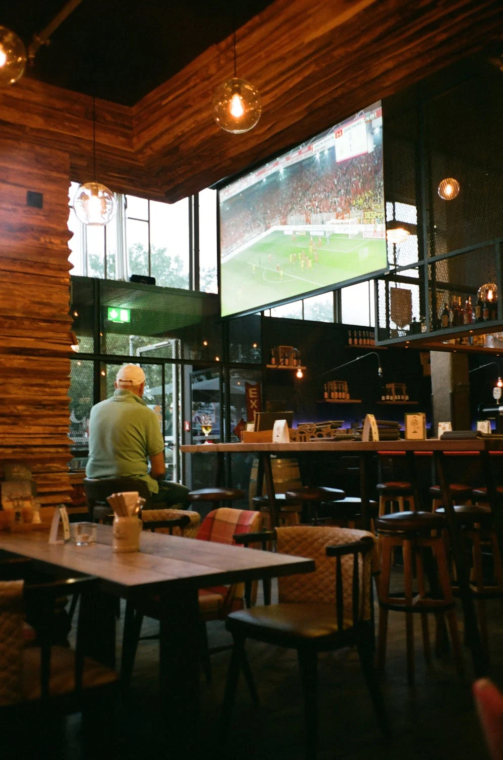 A small pub | Source: Pexels