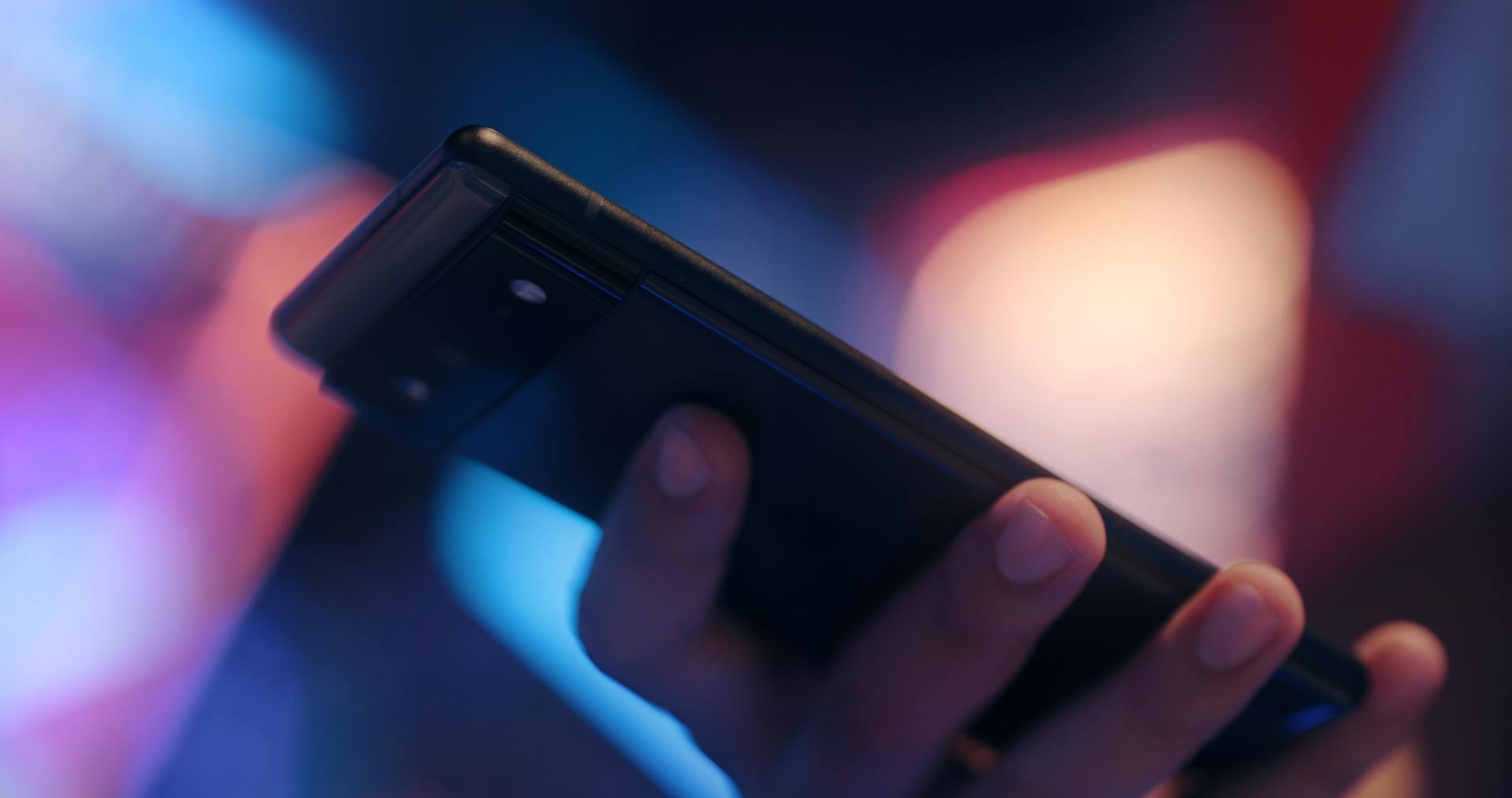 A person holding a phone | Source: Pexels
