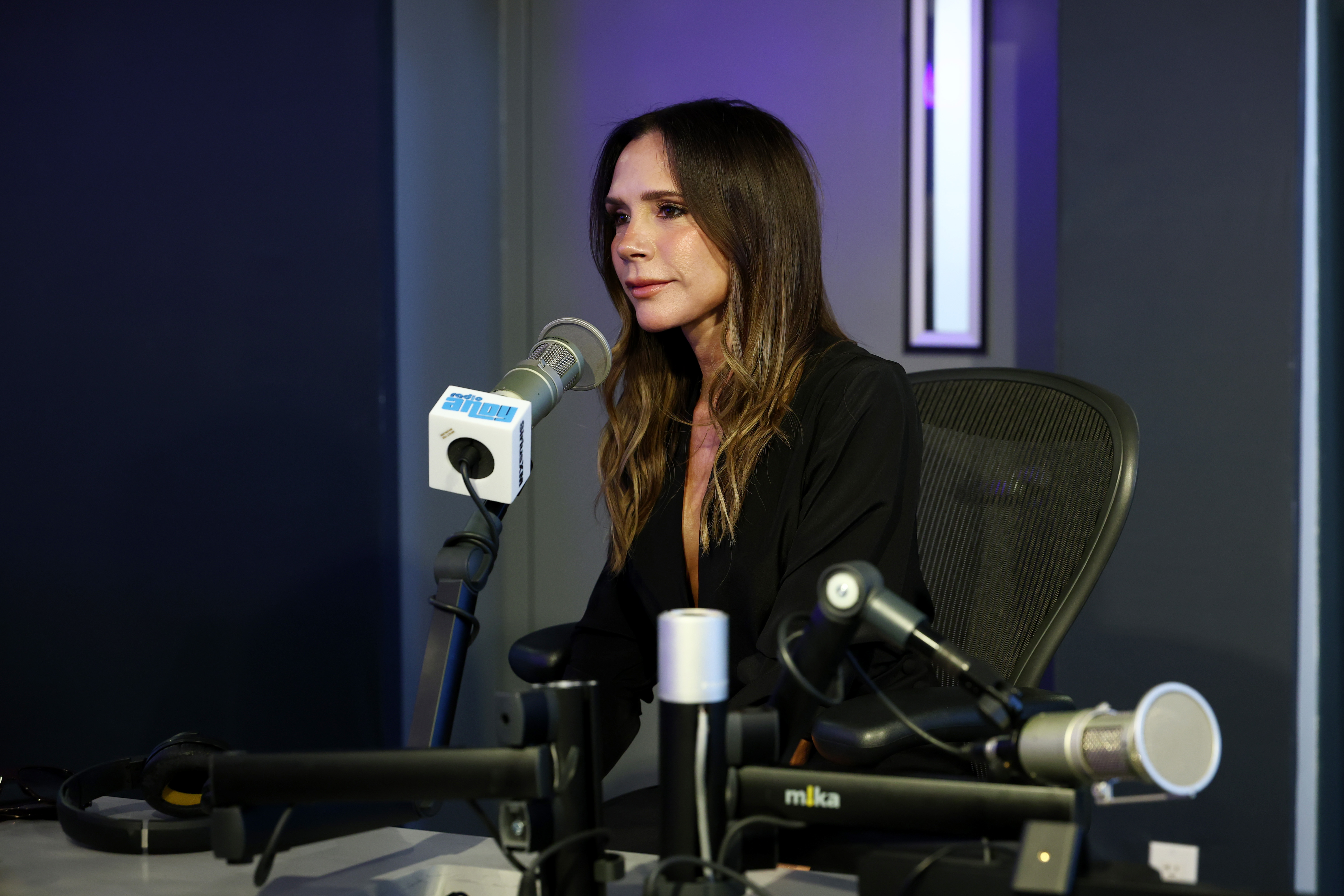 Victoria Beckham on SiriusXM's "Andy Cohen Live" at SiriusXM Studios on October 16, 2025, in New York. | Source: Getty Images