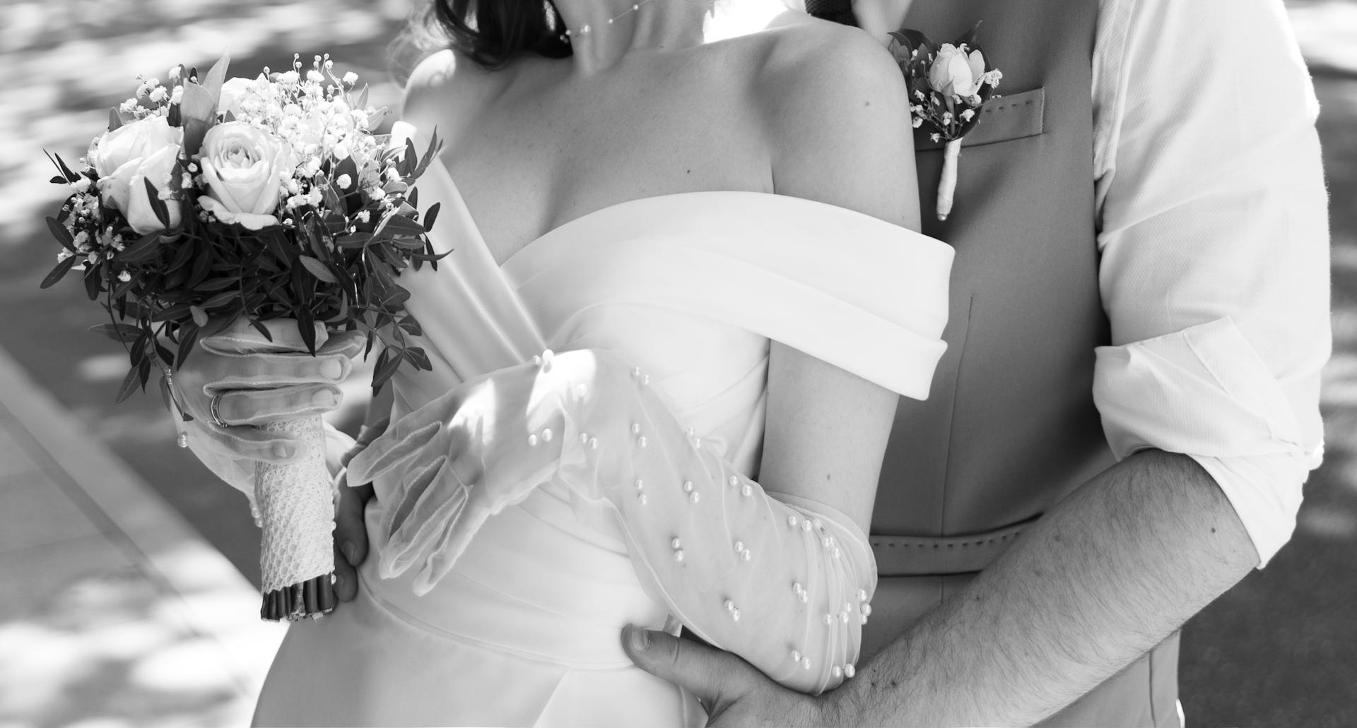 A bride and groom | Source: Pexels