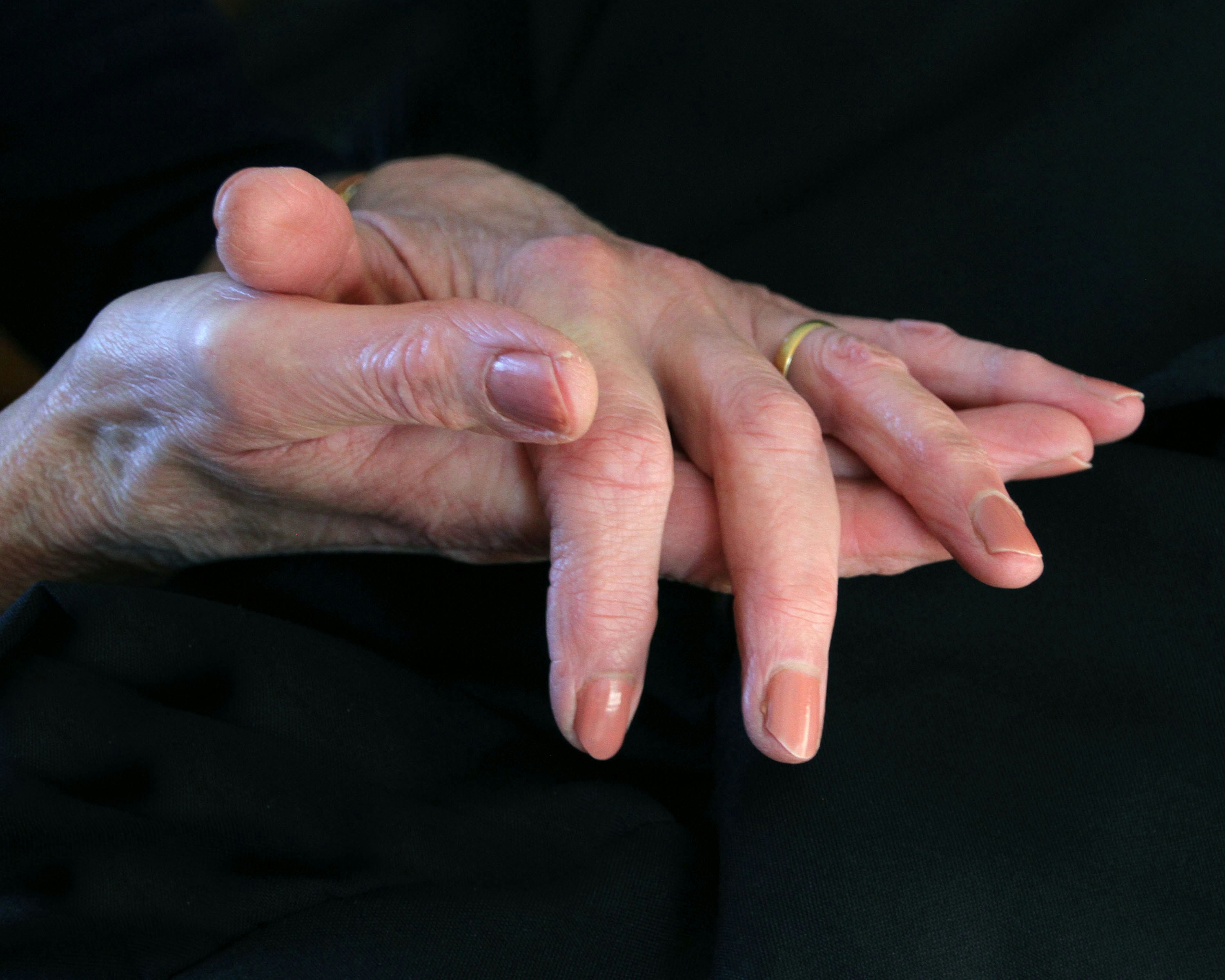 A close-up of a woman's hands | Source: Unsplash