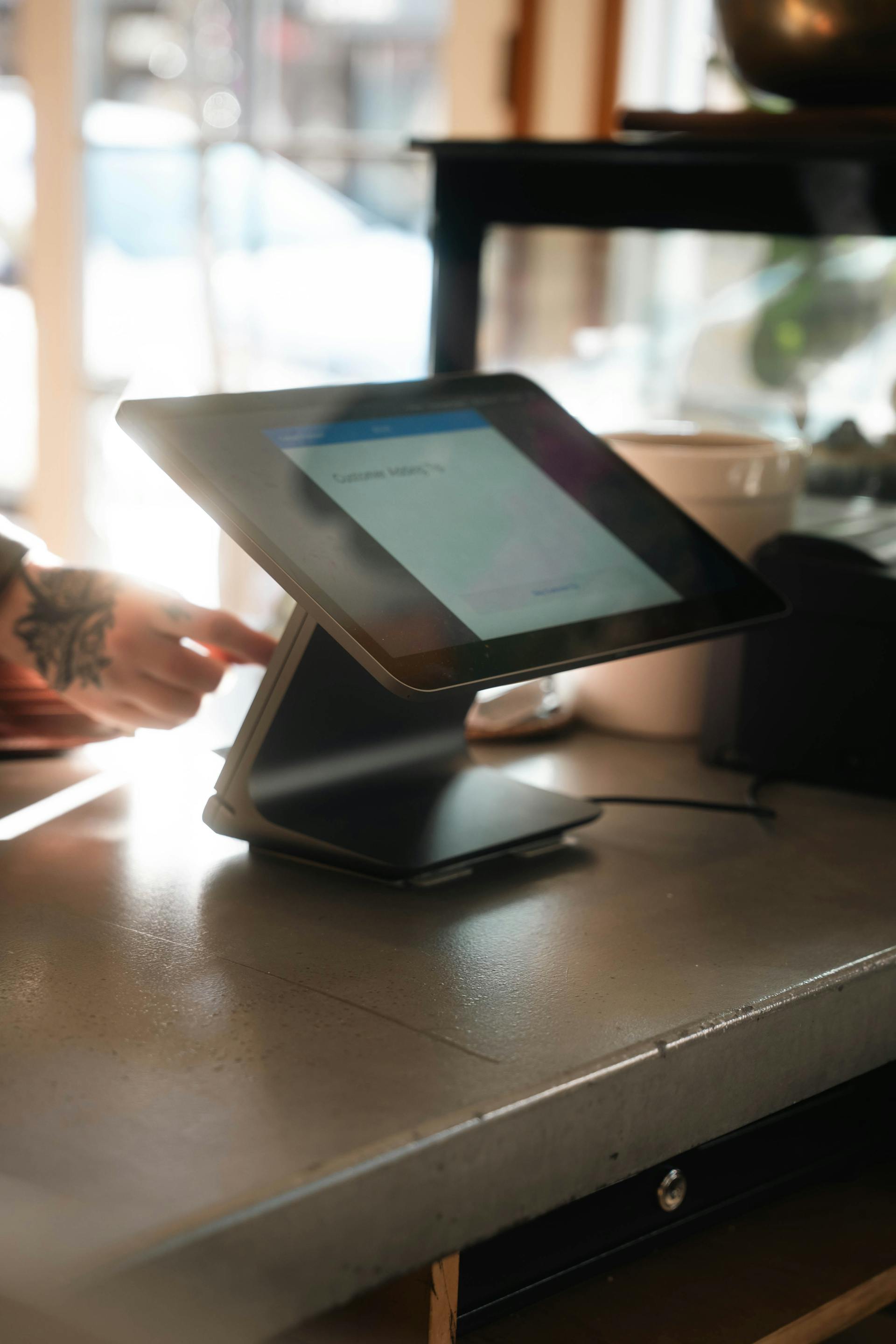 A POS system in a restaurant | Source: Pexels