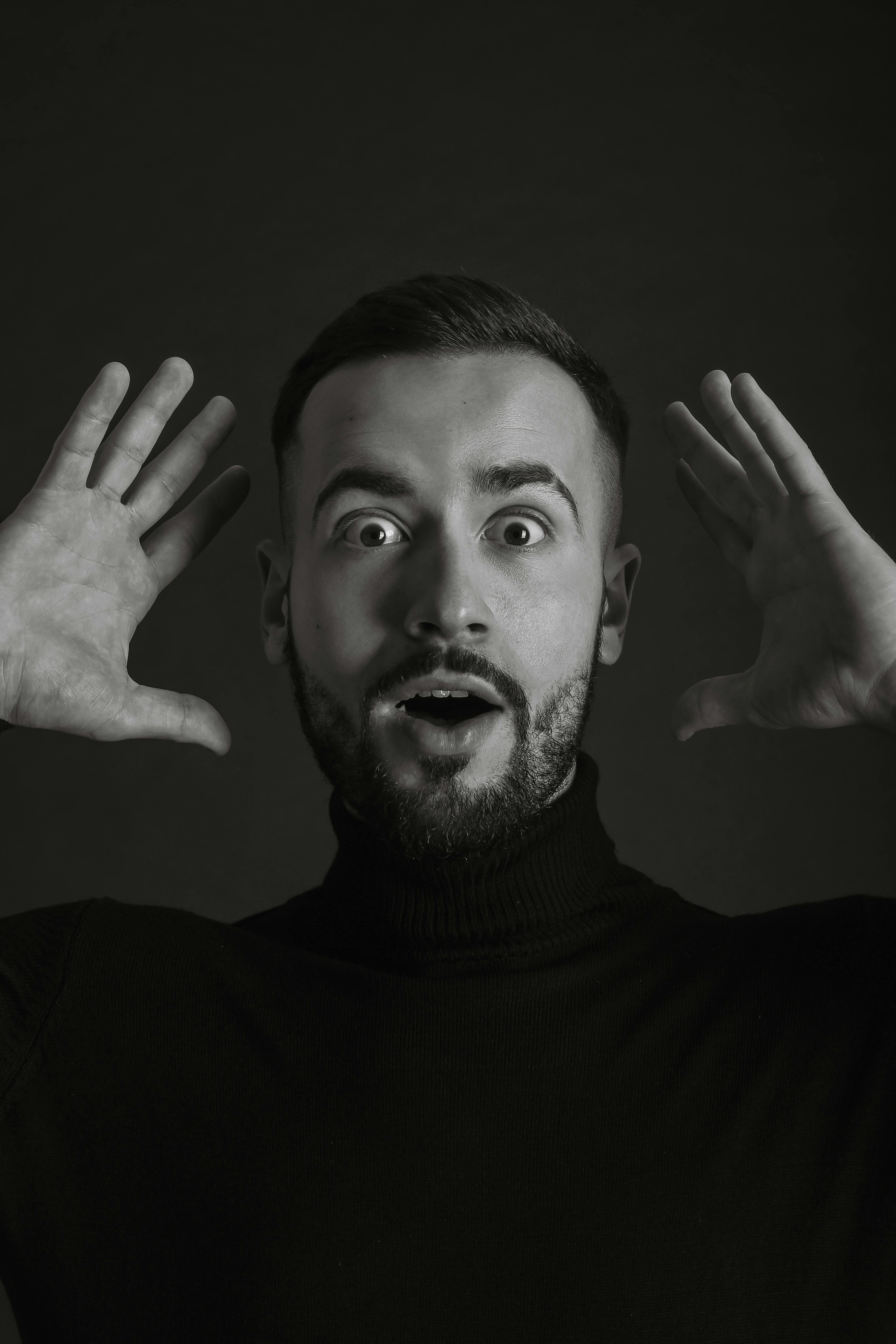 A surprised man | Source: Pexels