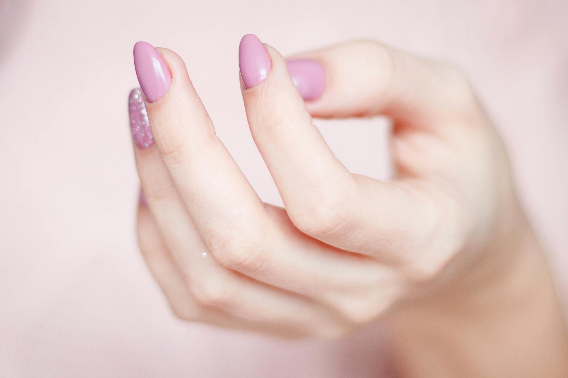 A woman's hand | Source: Pexels