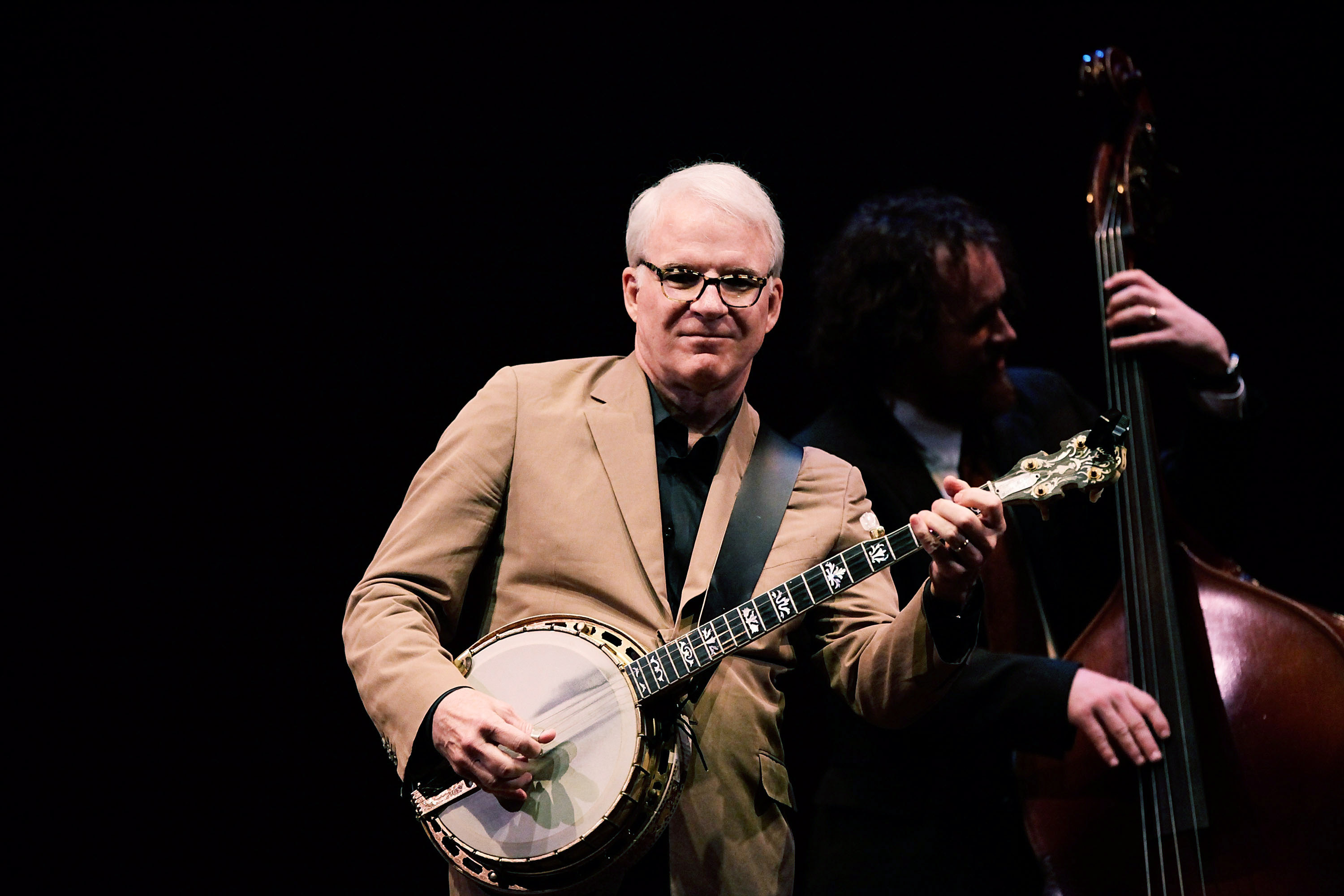Steve Martin performs in concert at Rubin Museum of Art on May 27, 2009 in New York City | Source: Getty Images