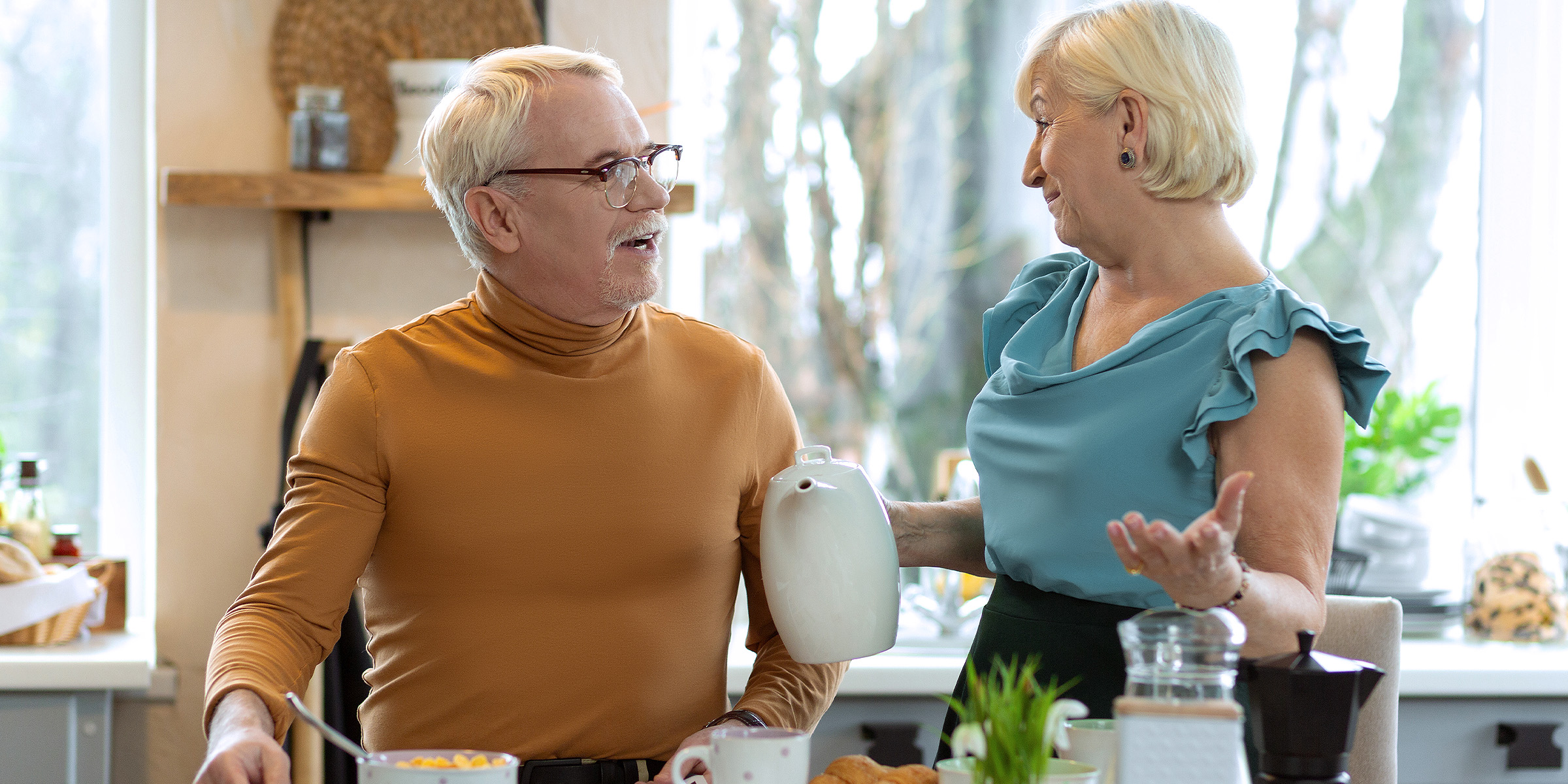 An elderly couple | Source: Shutterstock