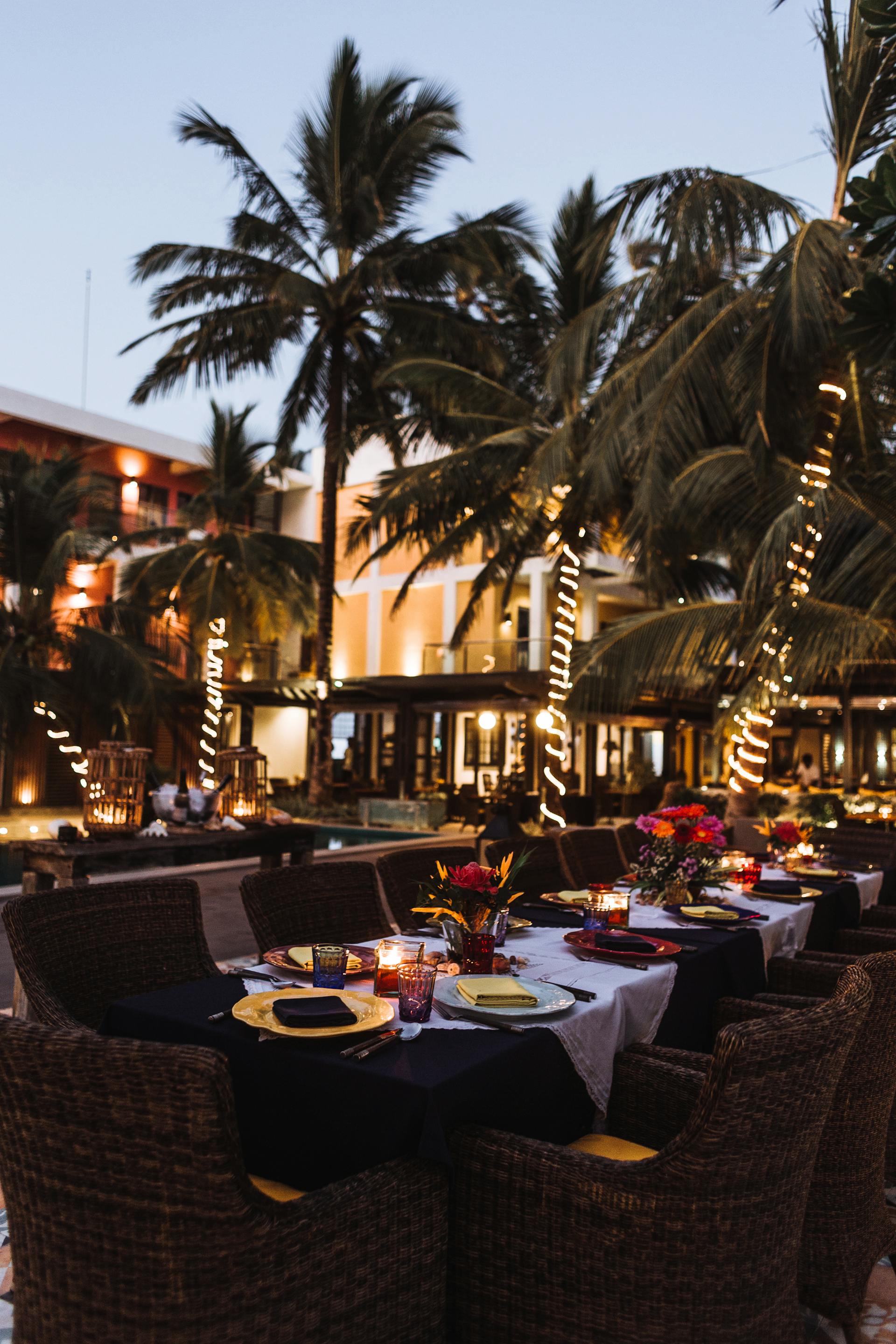 A dining table set up at a resort | Source: Pexels