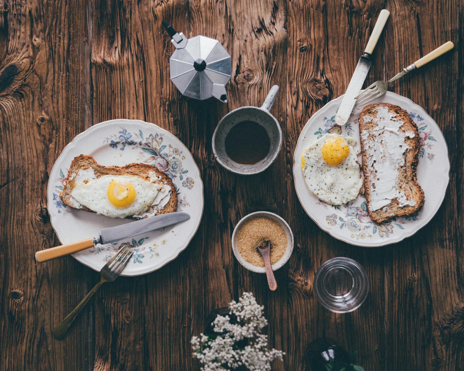 Desayuno en la mesa | Fuente: Pexels