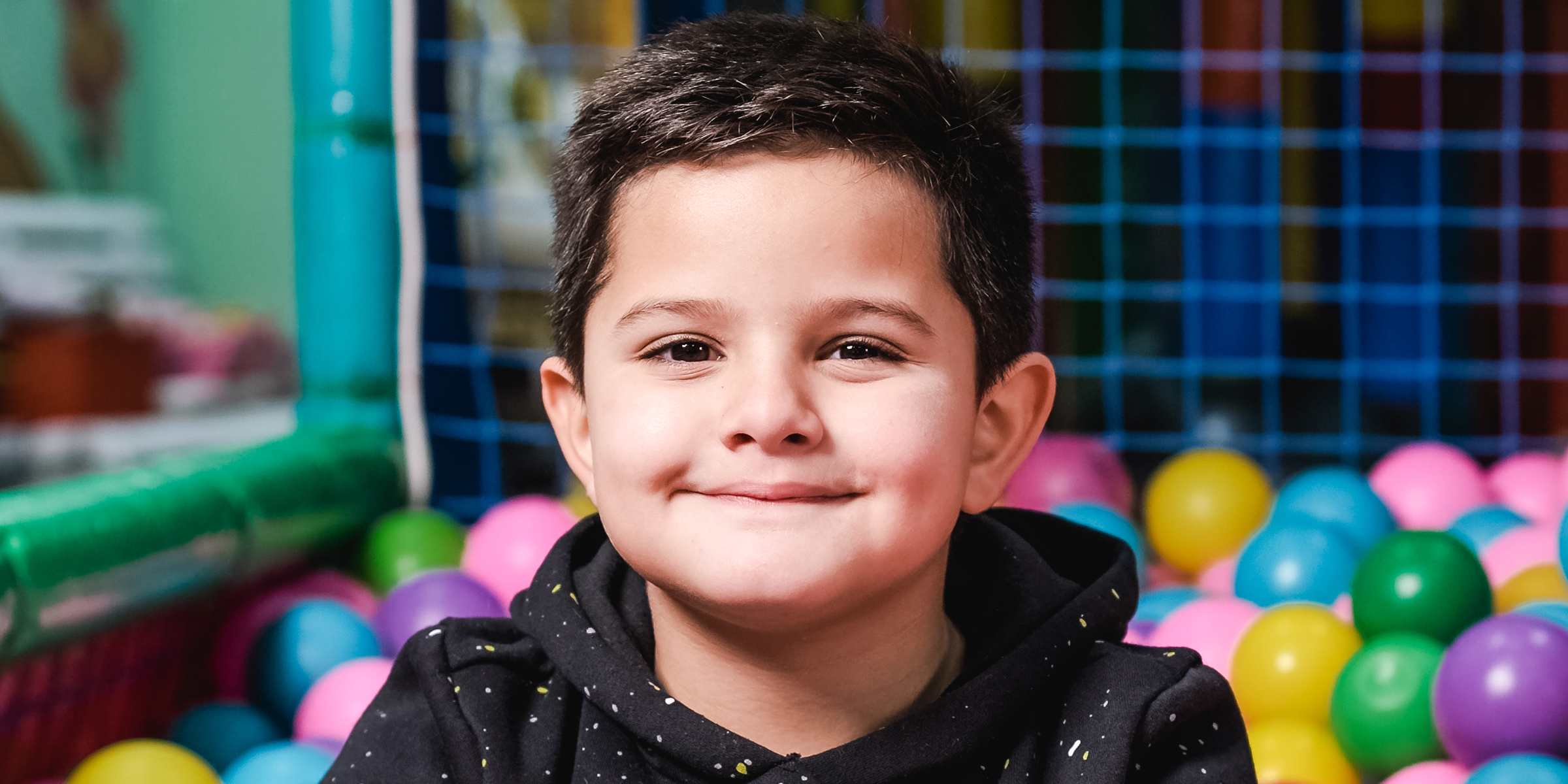 A boy smiling | Source: Shutterstock