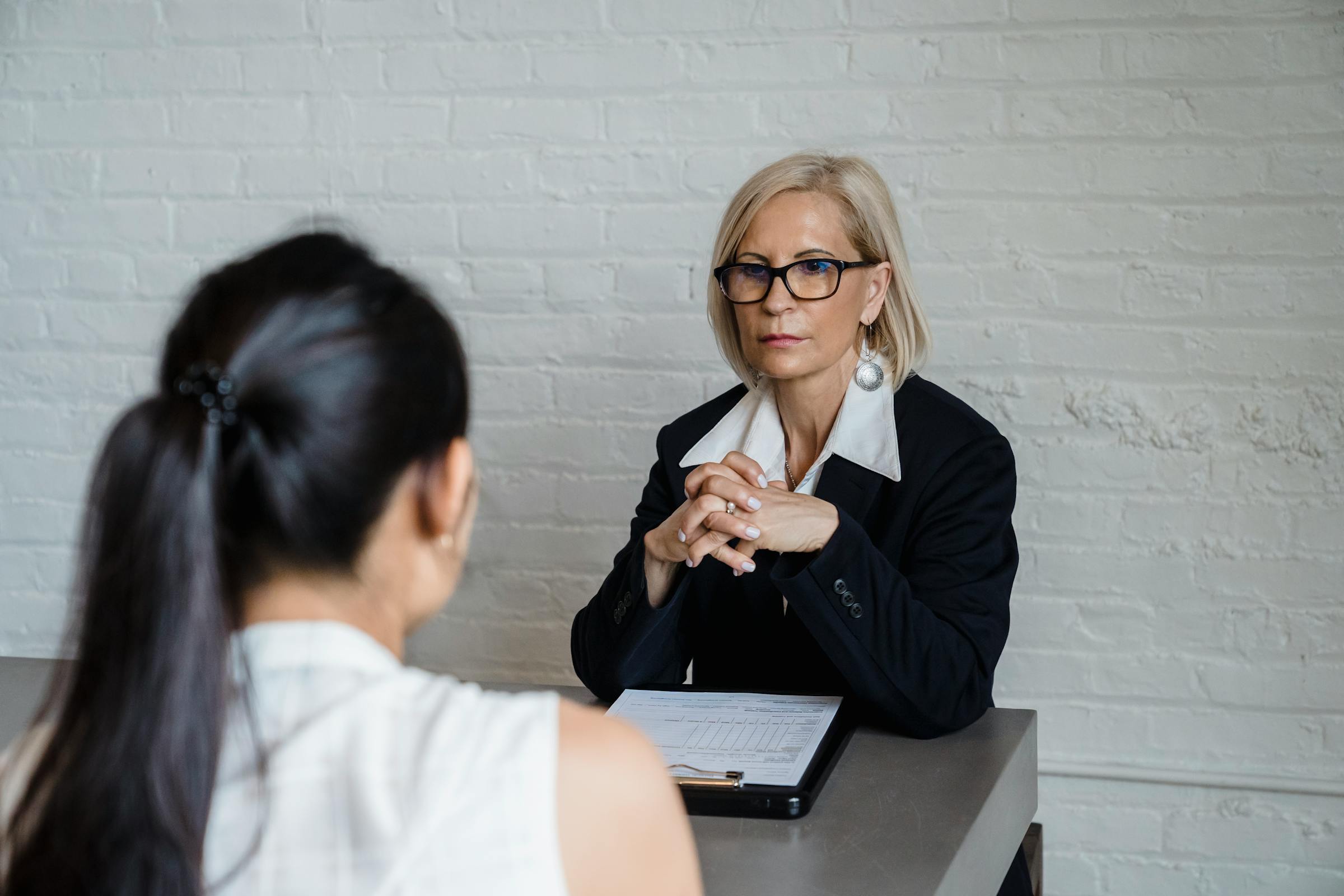 A woman at a job interview | Source: Pexels