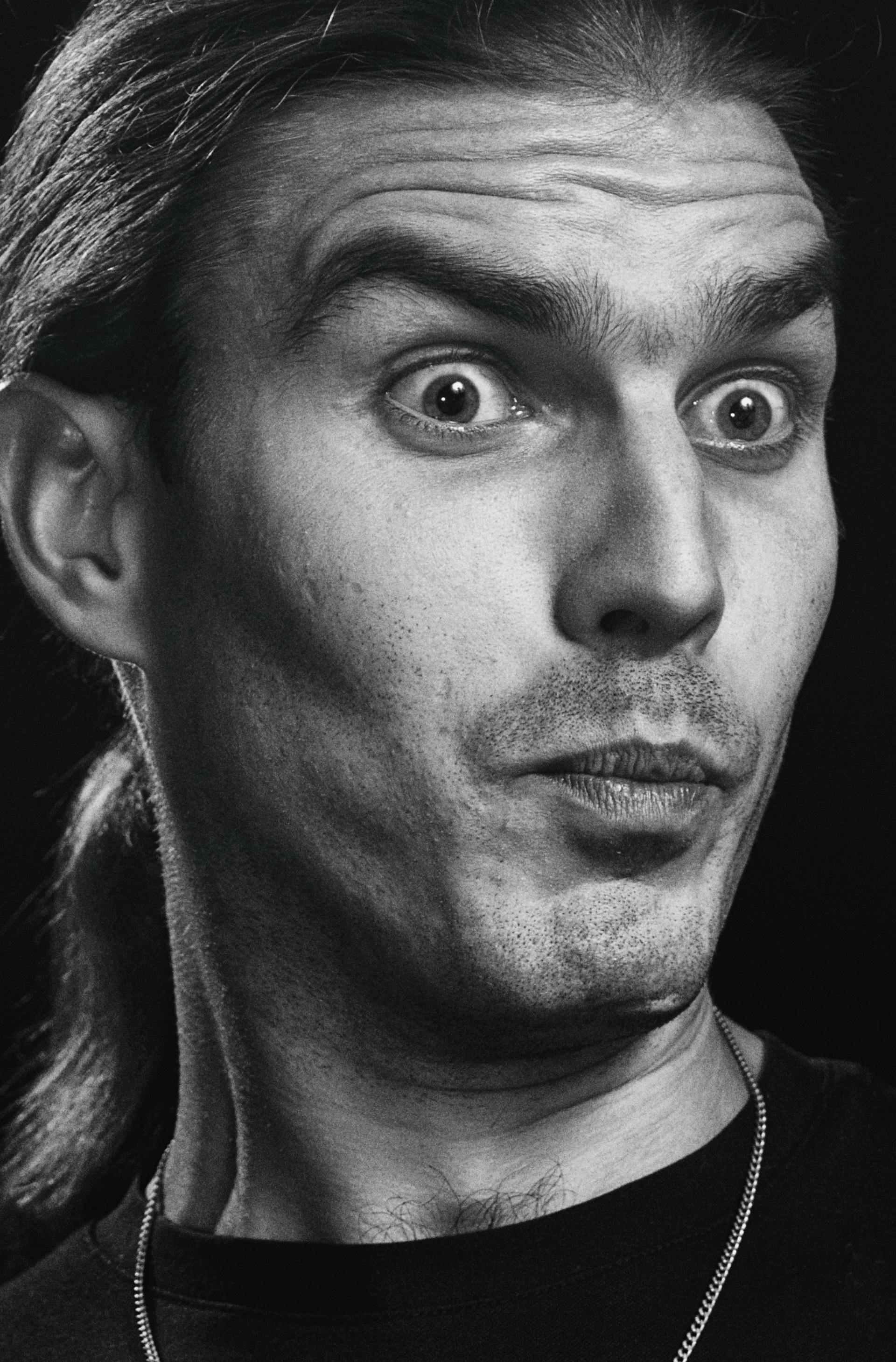 A startled man | Source: Pexels