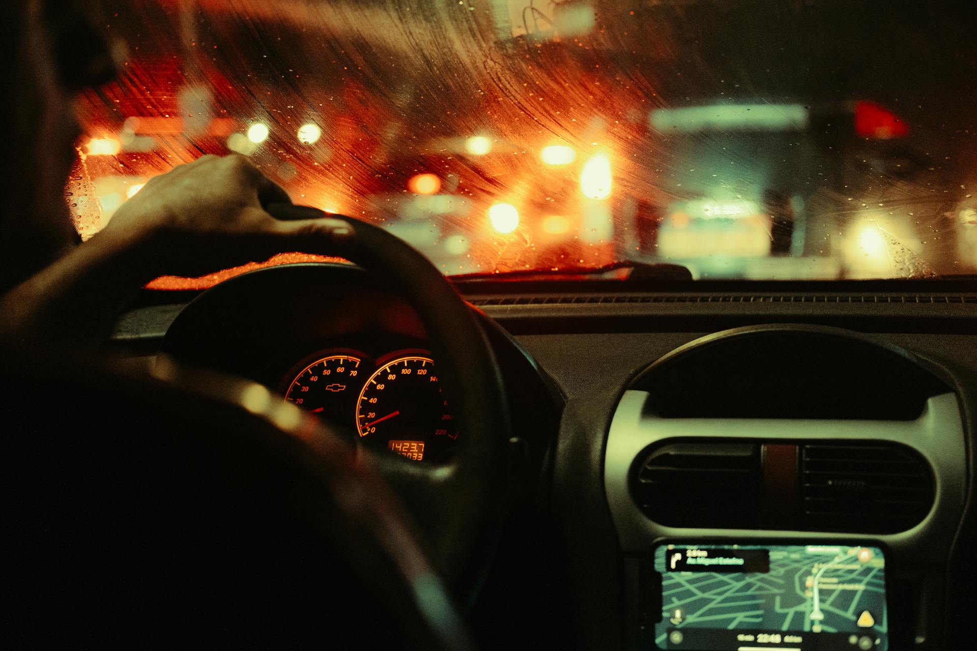 A person driving a car | Source: Pexels