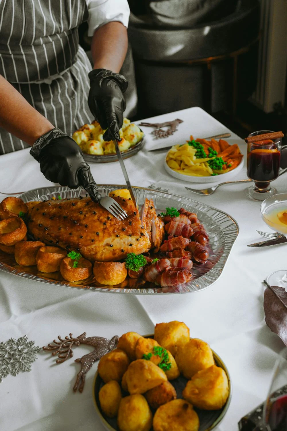 A festive dinner | Source: Pexels