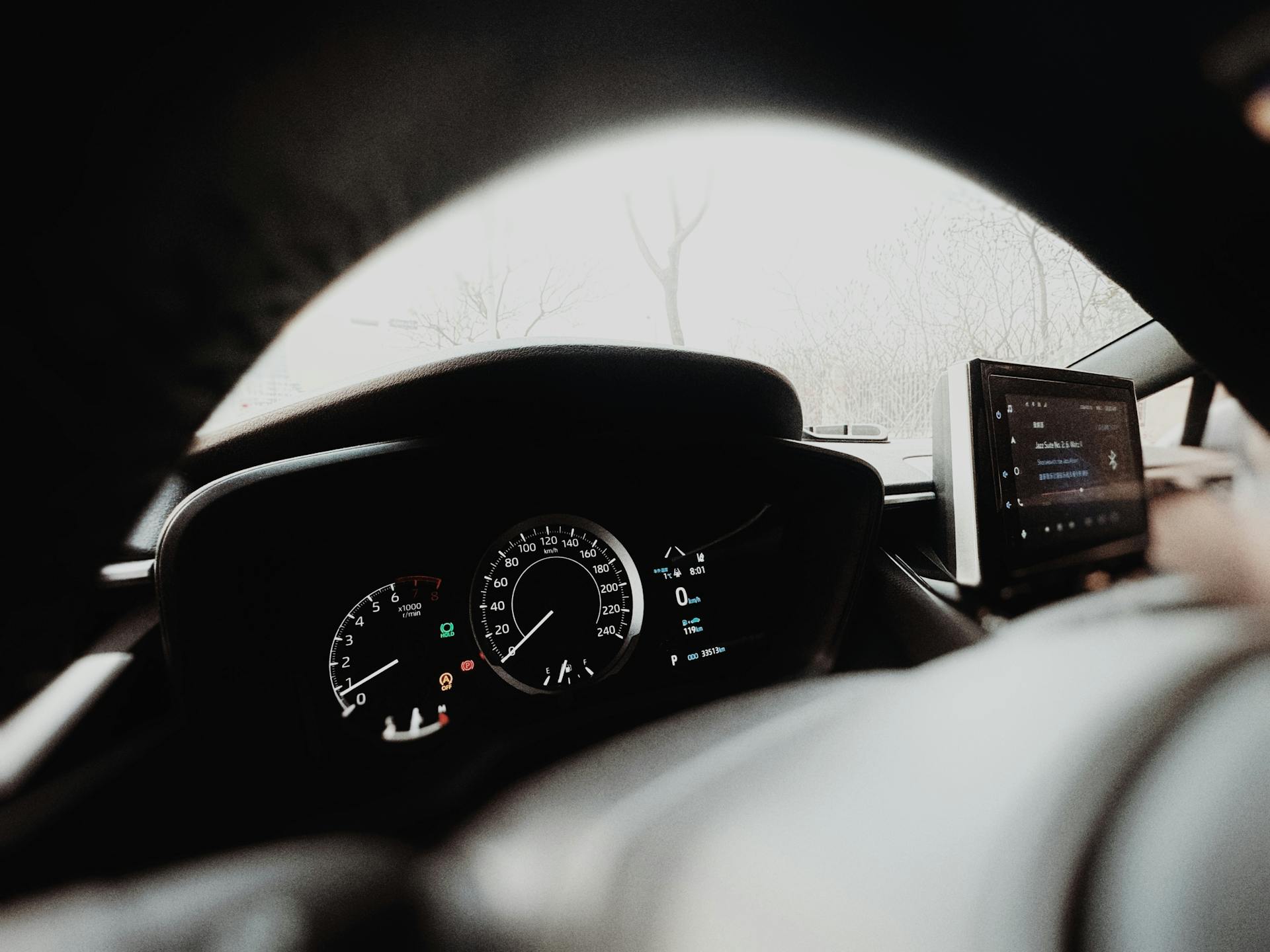 Close-up shot of a car interior | Source: Pexels