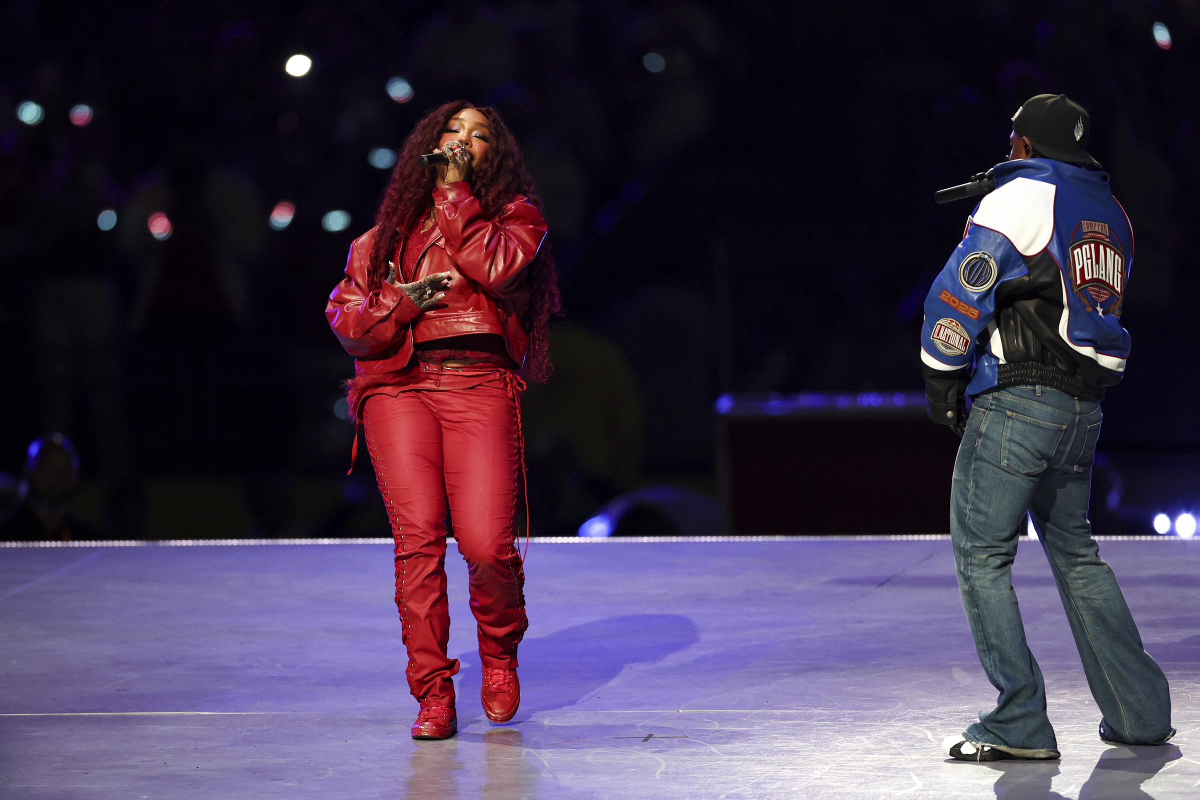 Kendrick Lamar performs with SZA in the Apple Music Super Bowl LIX Halftime Show at Caesars Superdome on February 9, 2025, in New Orleans, Louisiana | Source: Getty Images