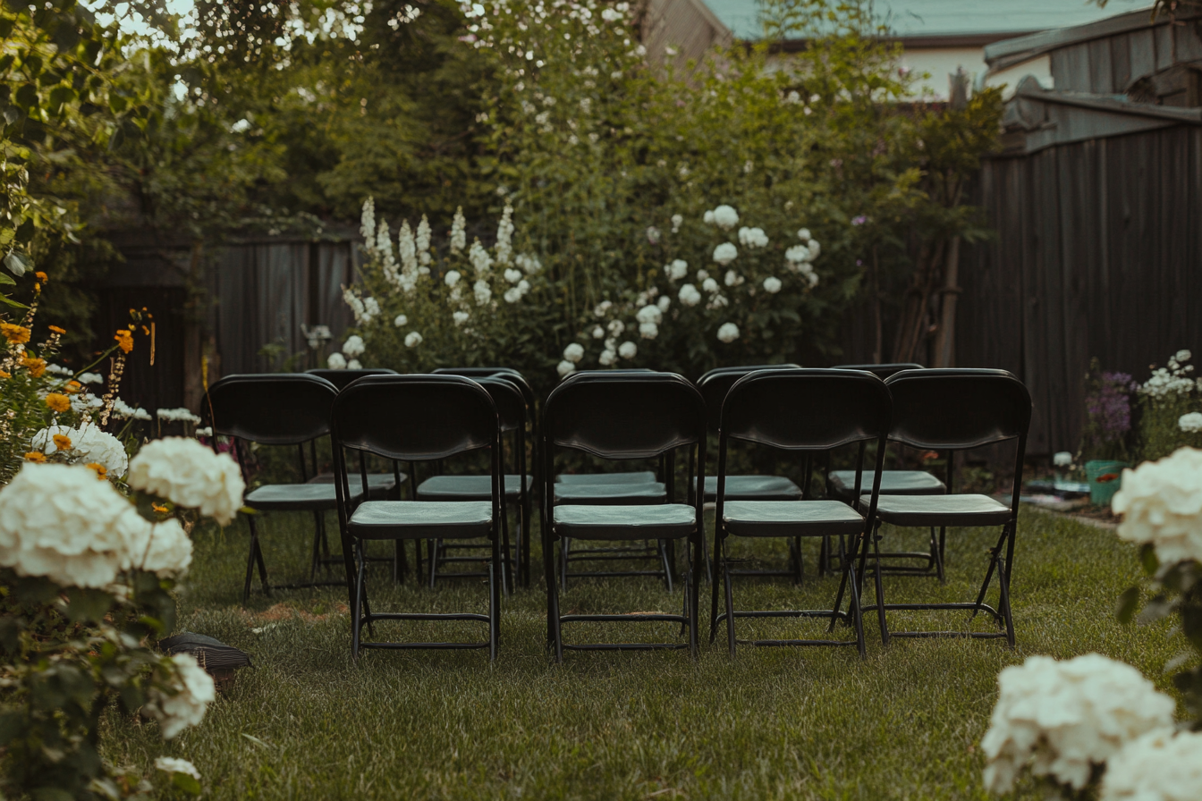 Chairs in a backyard | Source: Midjourney