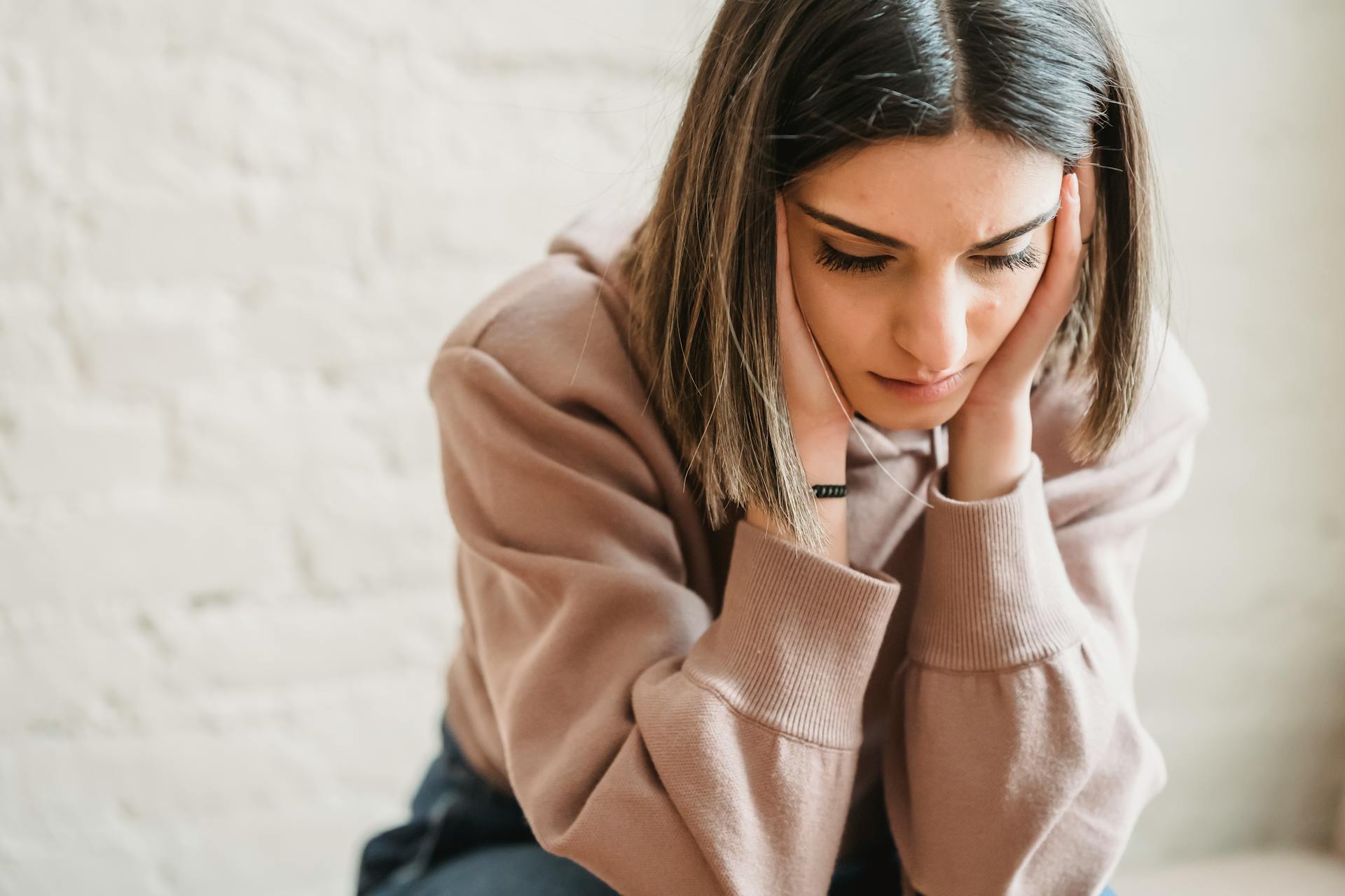 A sad woman | Source: Pexels