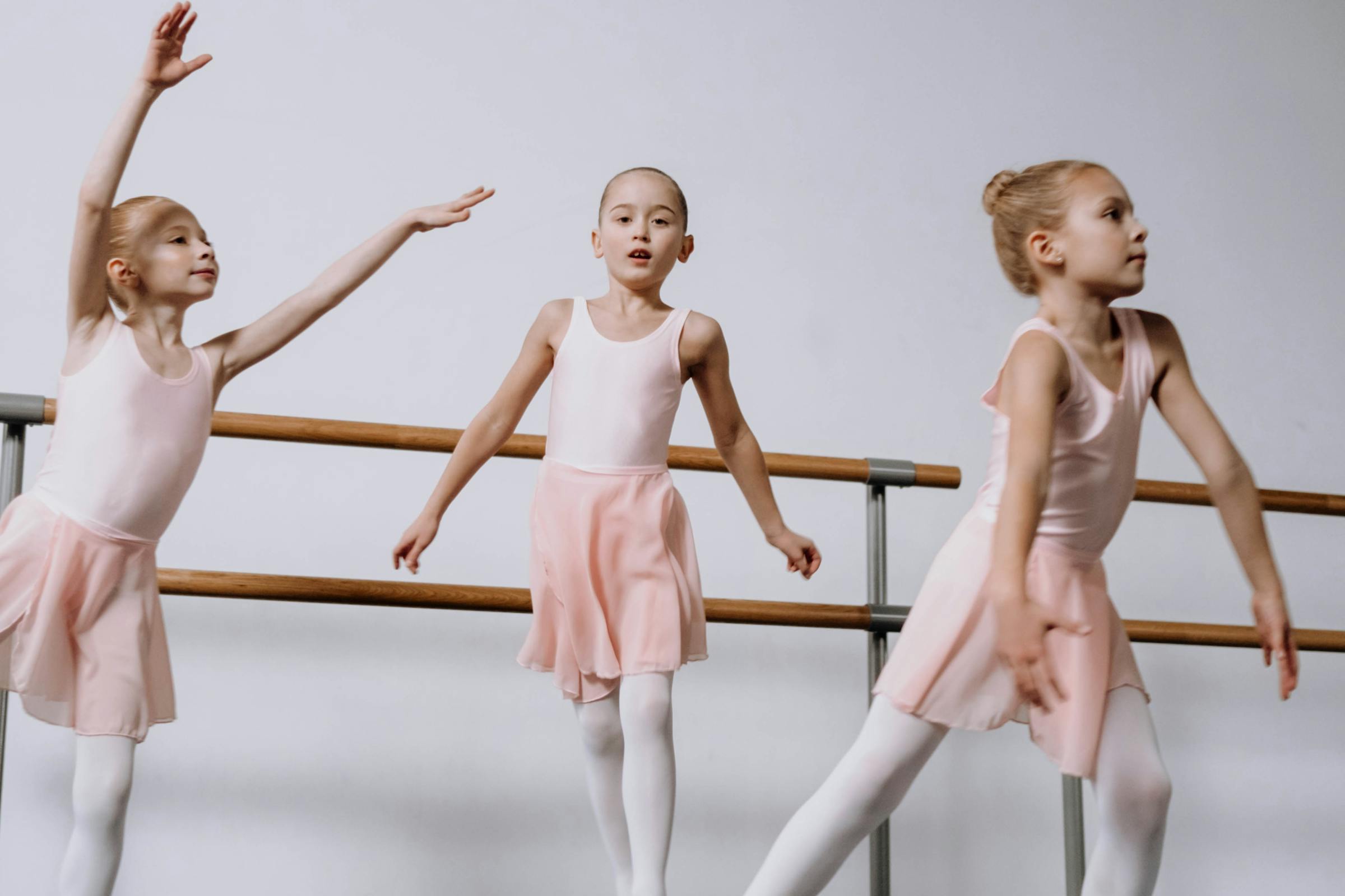 Children in ballet class | Source: Pexels