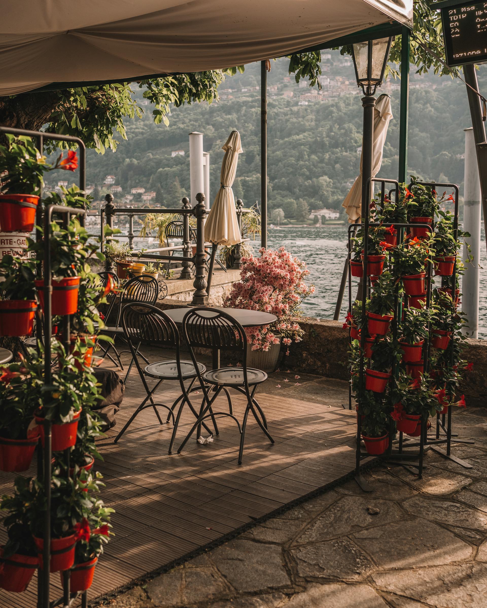 A charming restaurant | Source: Pexels