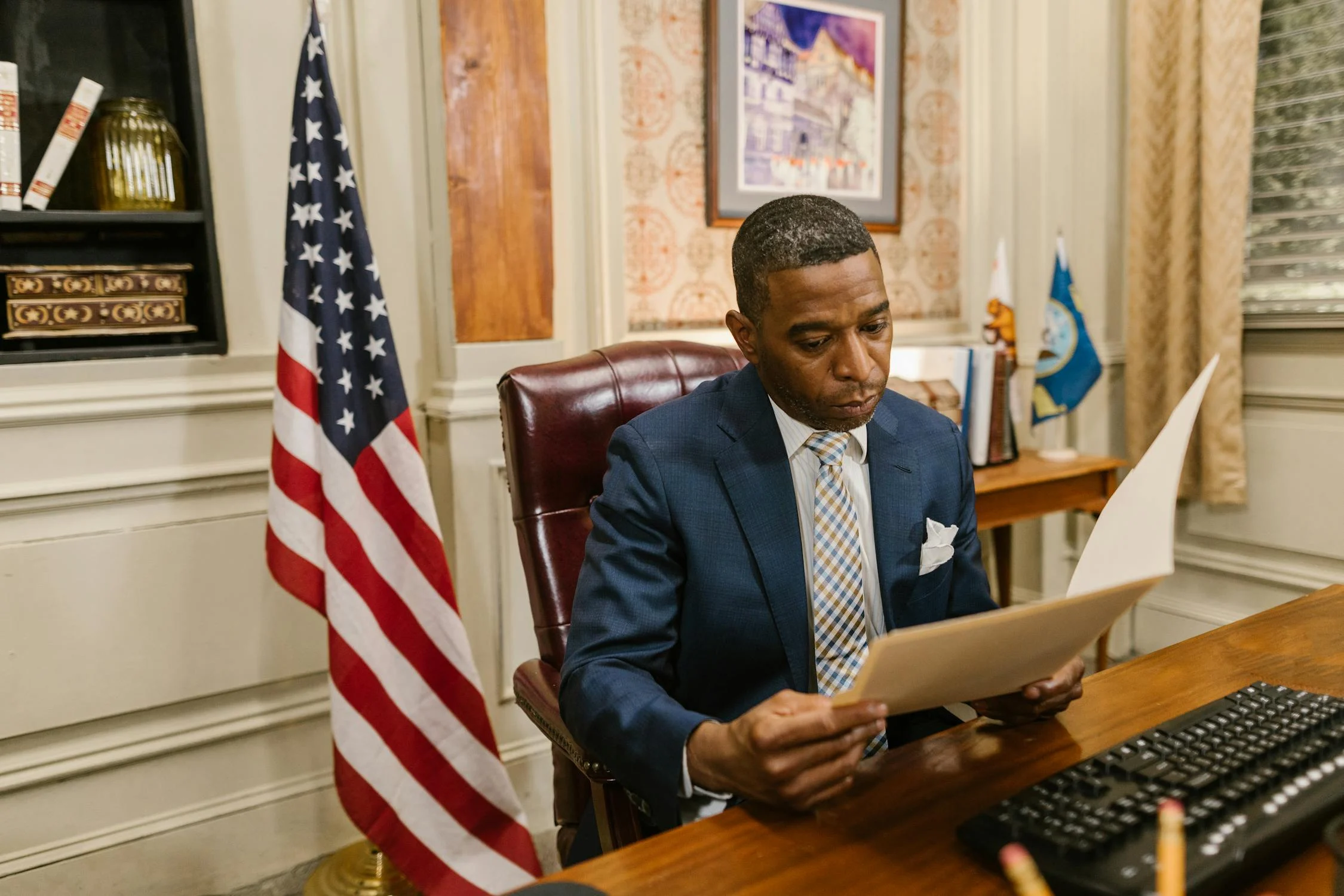 A lawyer reading a document | Source: Pexels