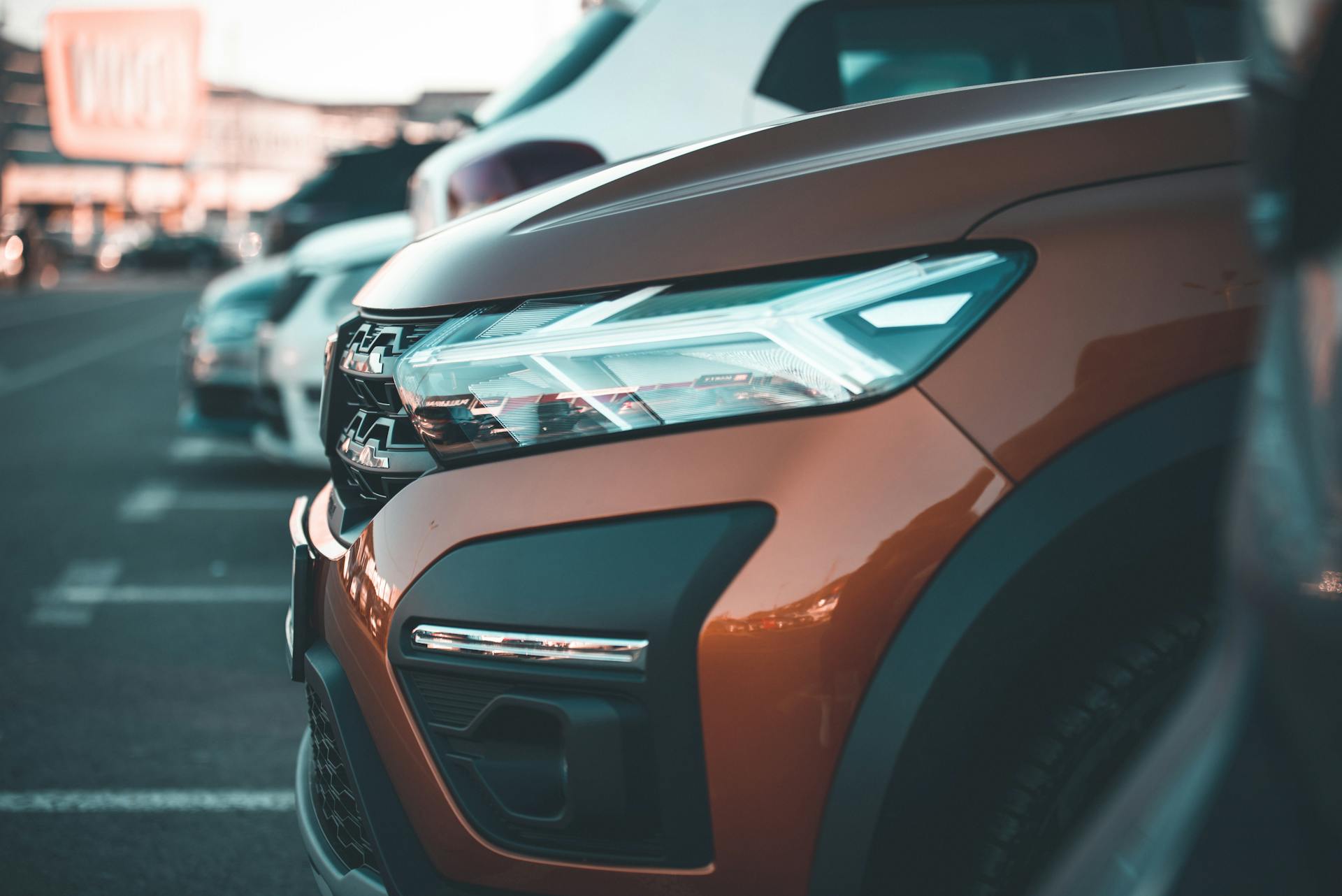 Cars in a parking lot | Source: Pexels