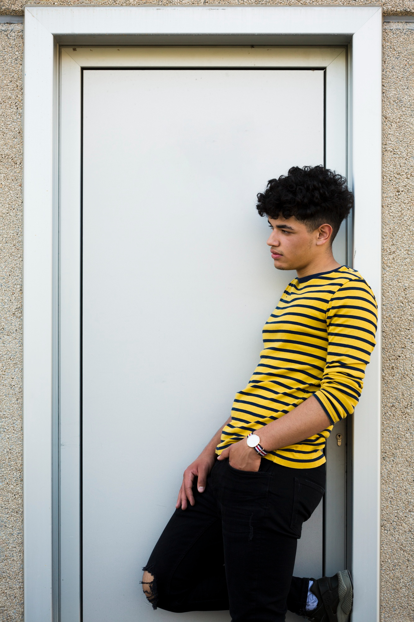 A man outside a closed door | Source: Freepik