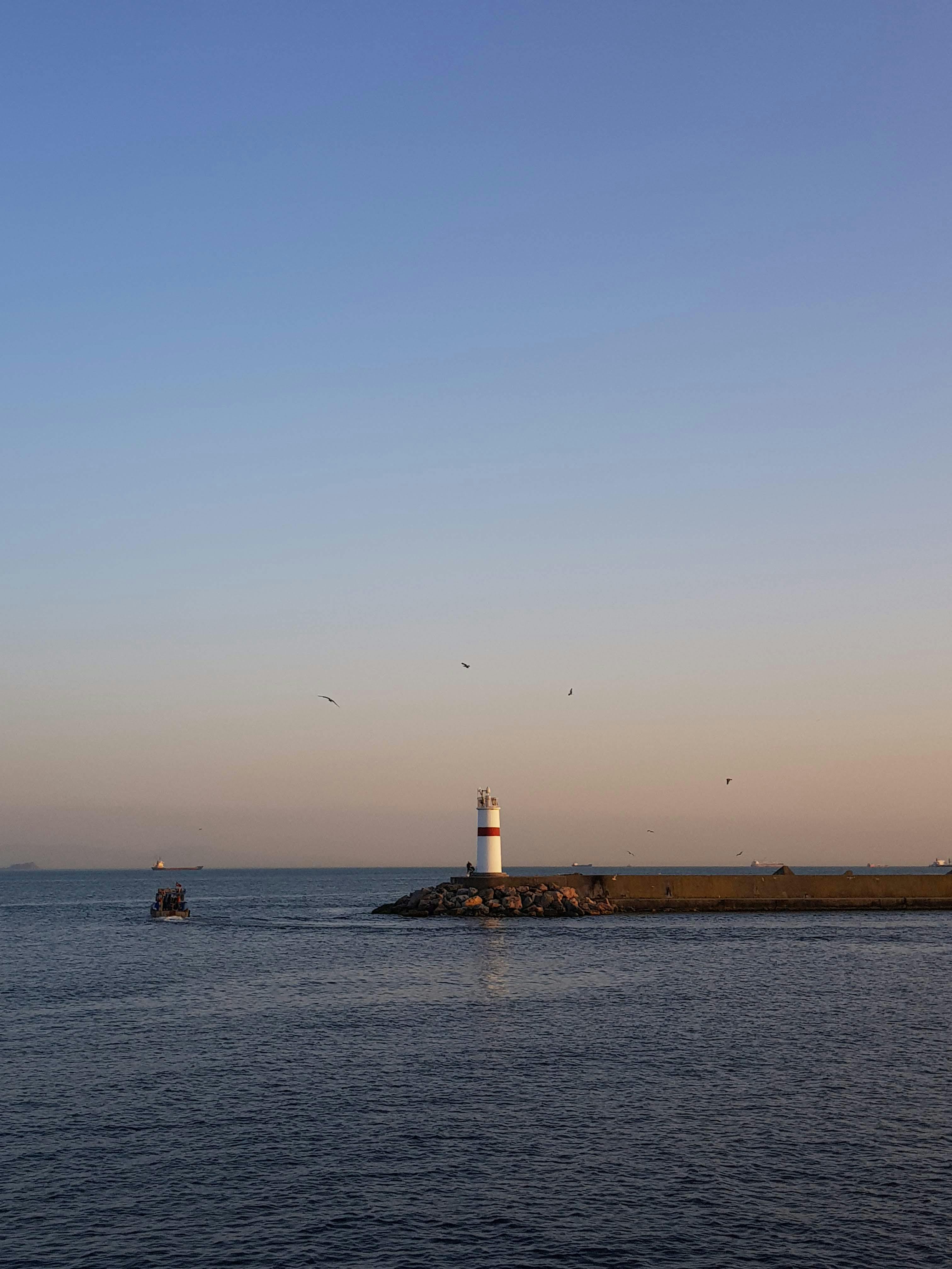 A remote lighthouse | Source: Pexels