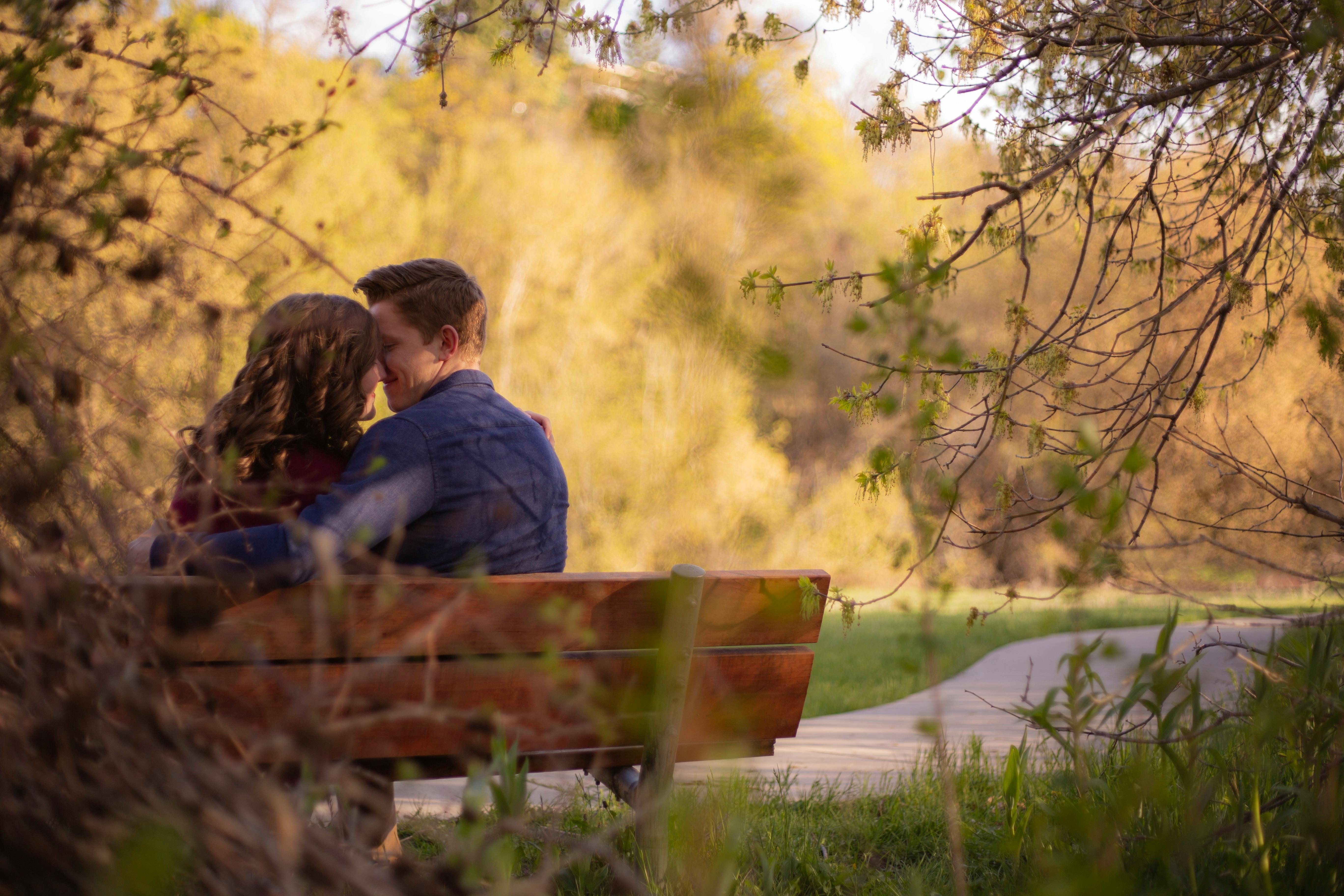 A loving couple sharing a warm hug | Source: Pexels