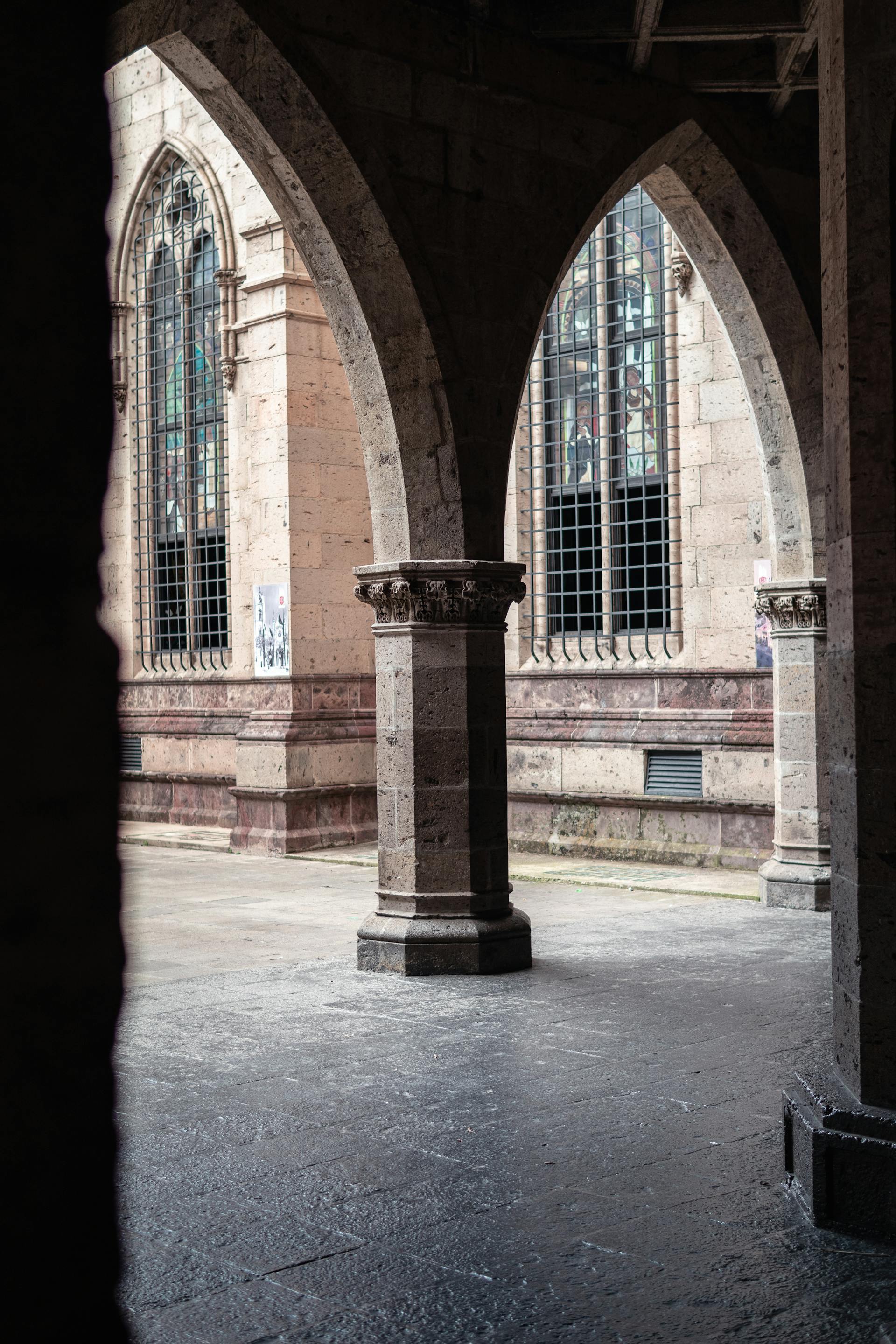 A church courtyard | Source: Pexels