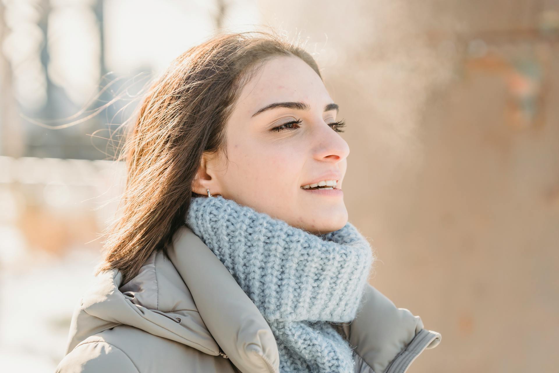 A woman smiling | Source: Pexels