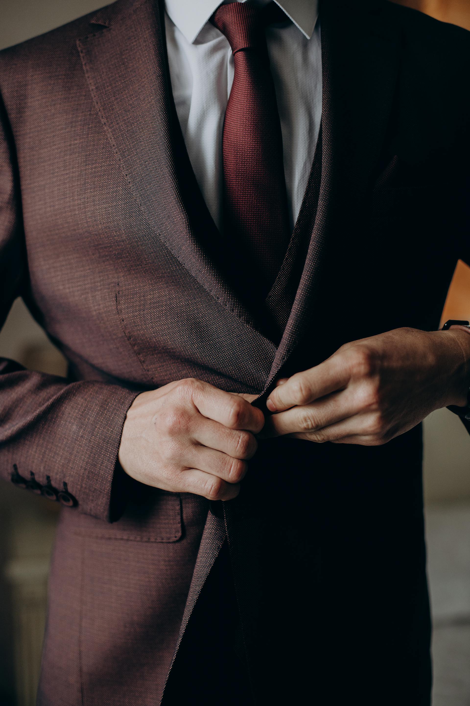 A man wearing a jacket | Source: Pexels