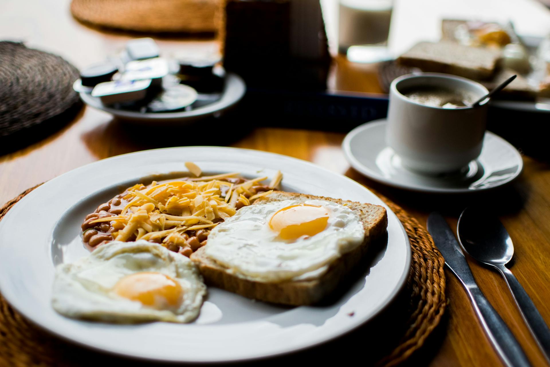 Desayuno en la mesa | Fuente: Pexels