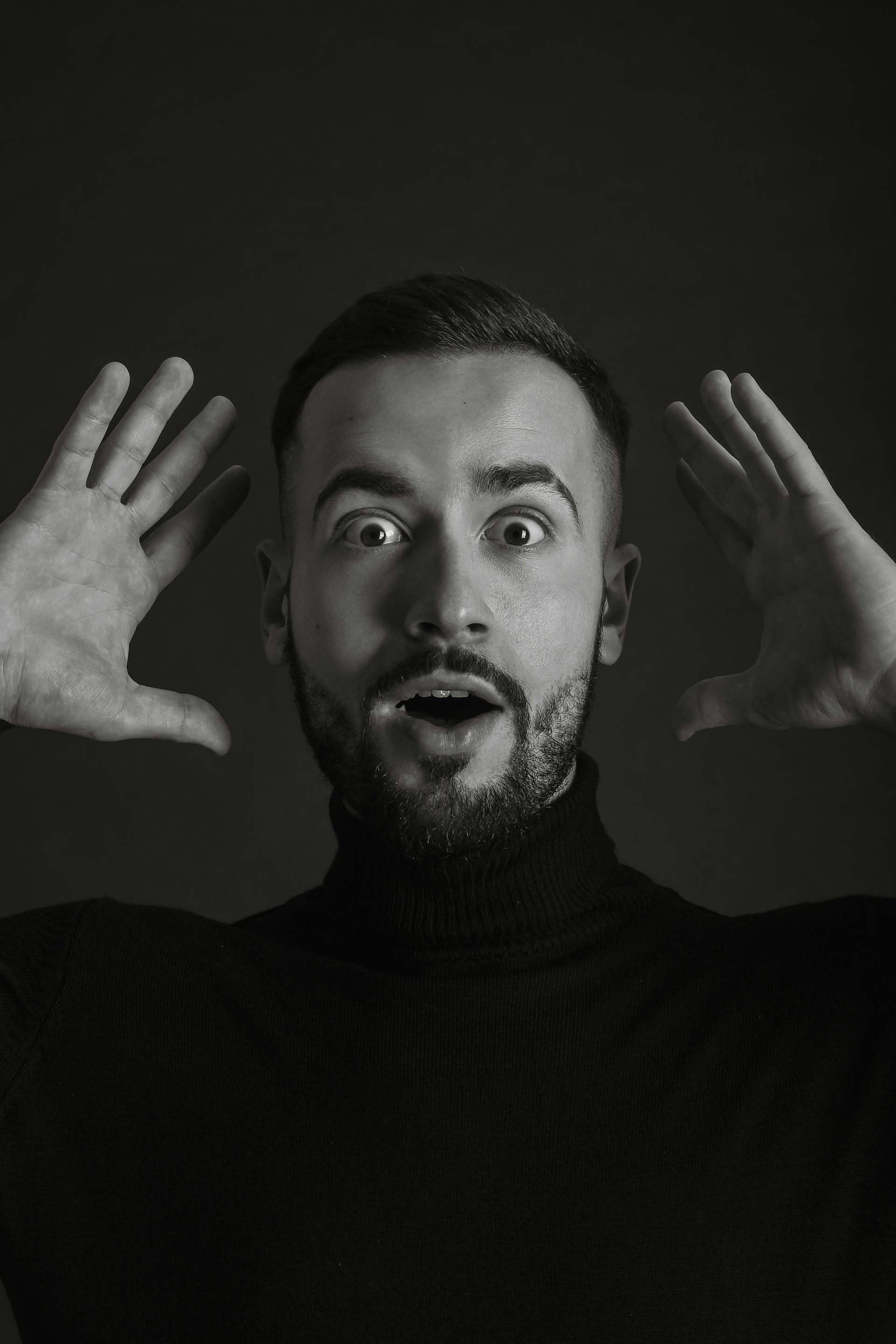 A surprised man | Source: Pexels