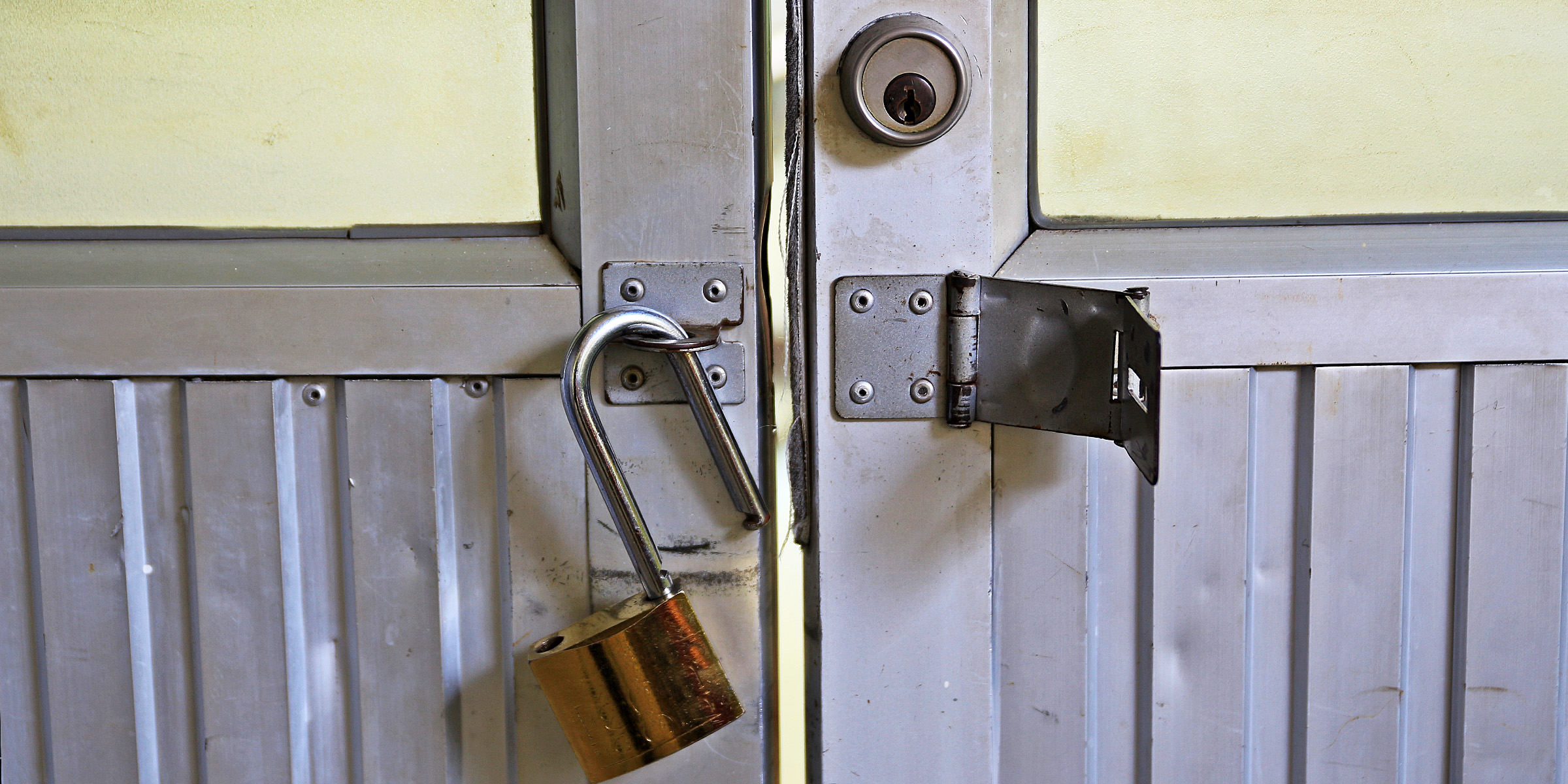 A lock on a door | Source: Shutterstock