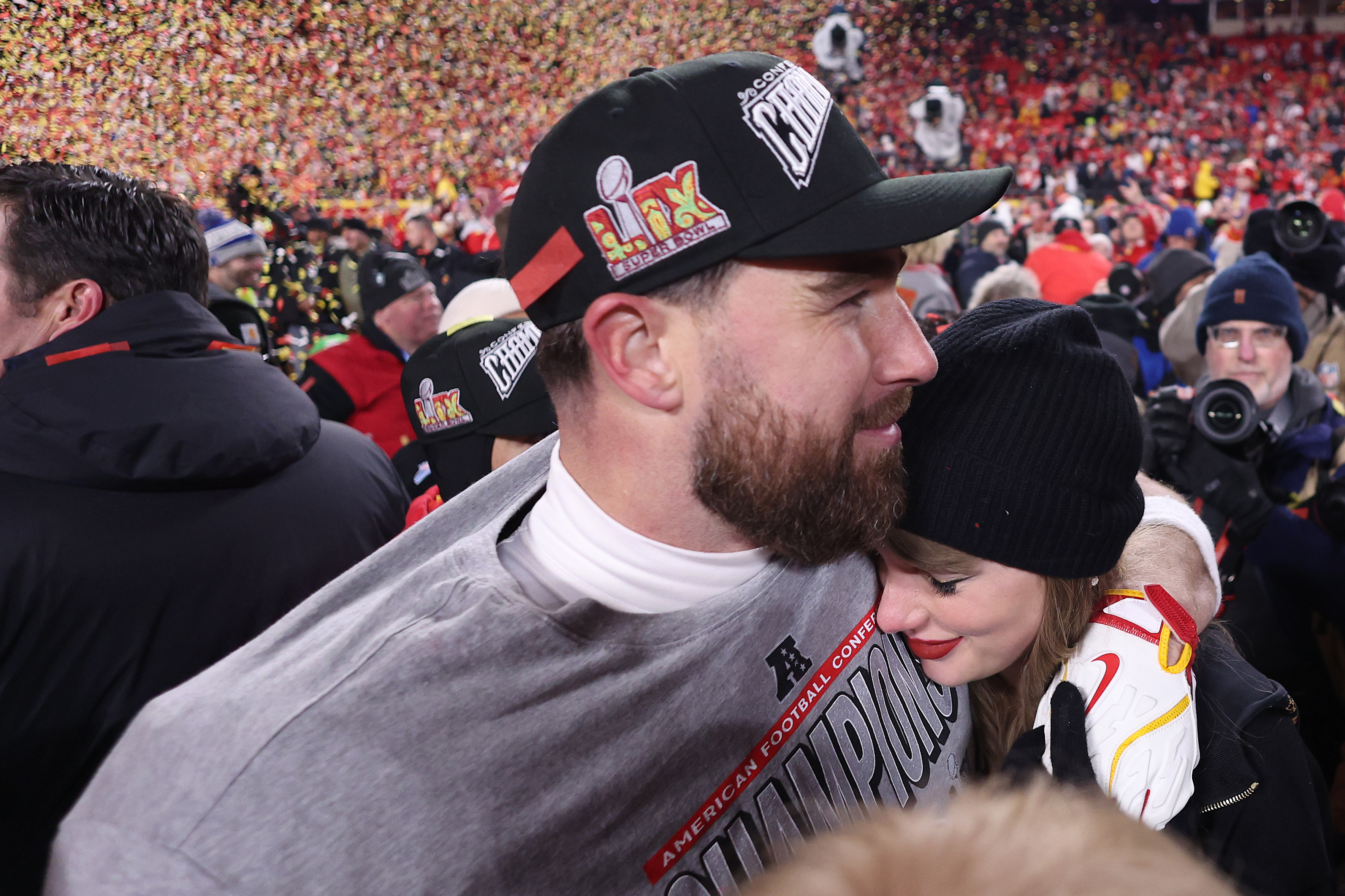 Taylor Swift celebrates with Travis Kelce after defeating the Buffalo Bills 32-29 in the AFC Championship Game at GEHA Field at Arrowhead Stadium in Kansas City, Missouri, on January 26, 2025 | Source: Getty Images