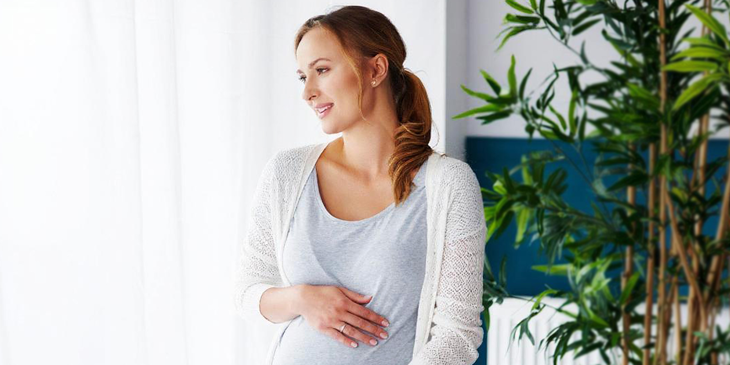 A pregnant woman | Source: Freepik