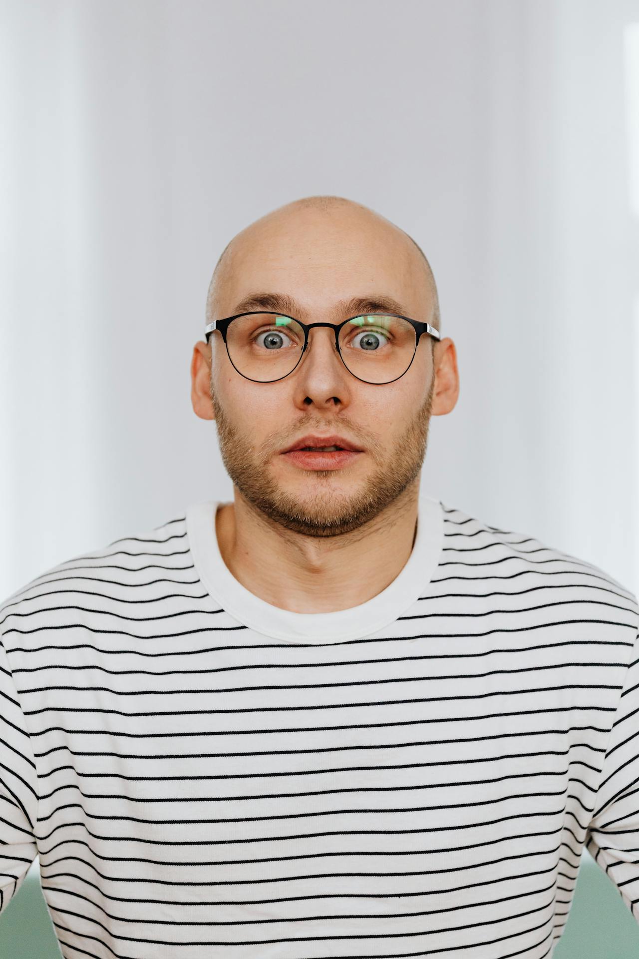 A shocked man | Source: Pexels