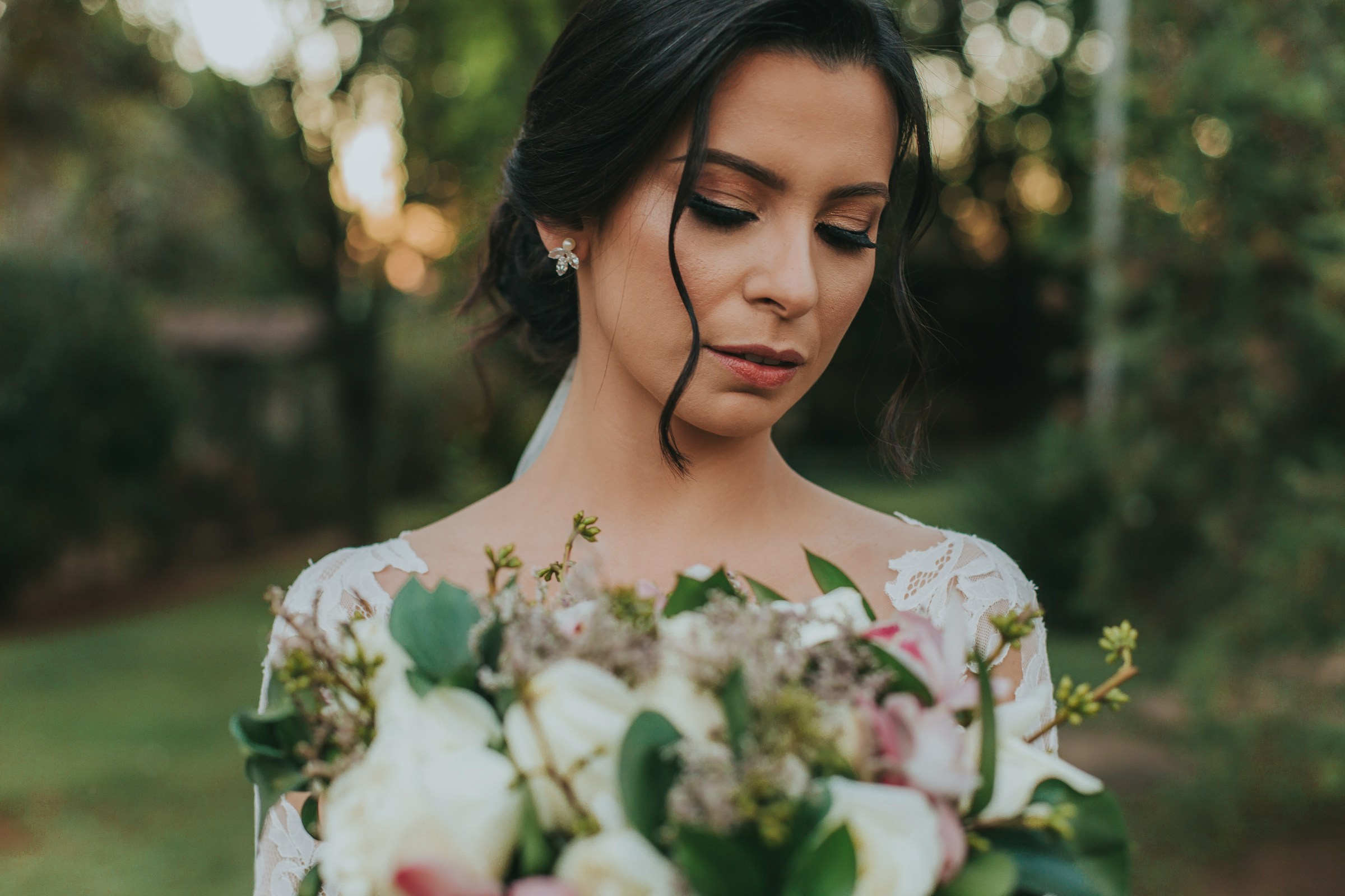 A bride looking sad | Source: Unsplash