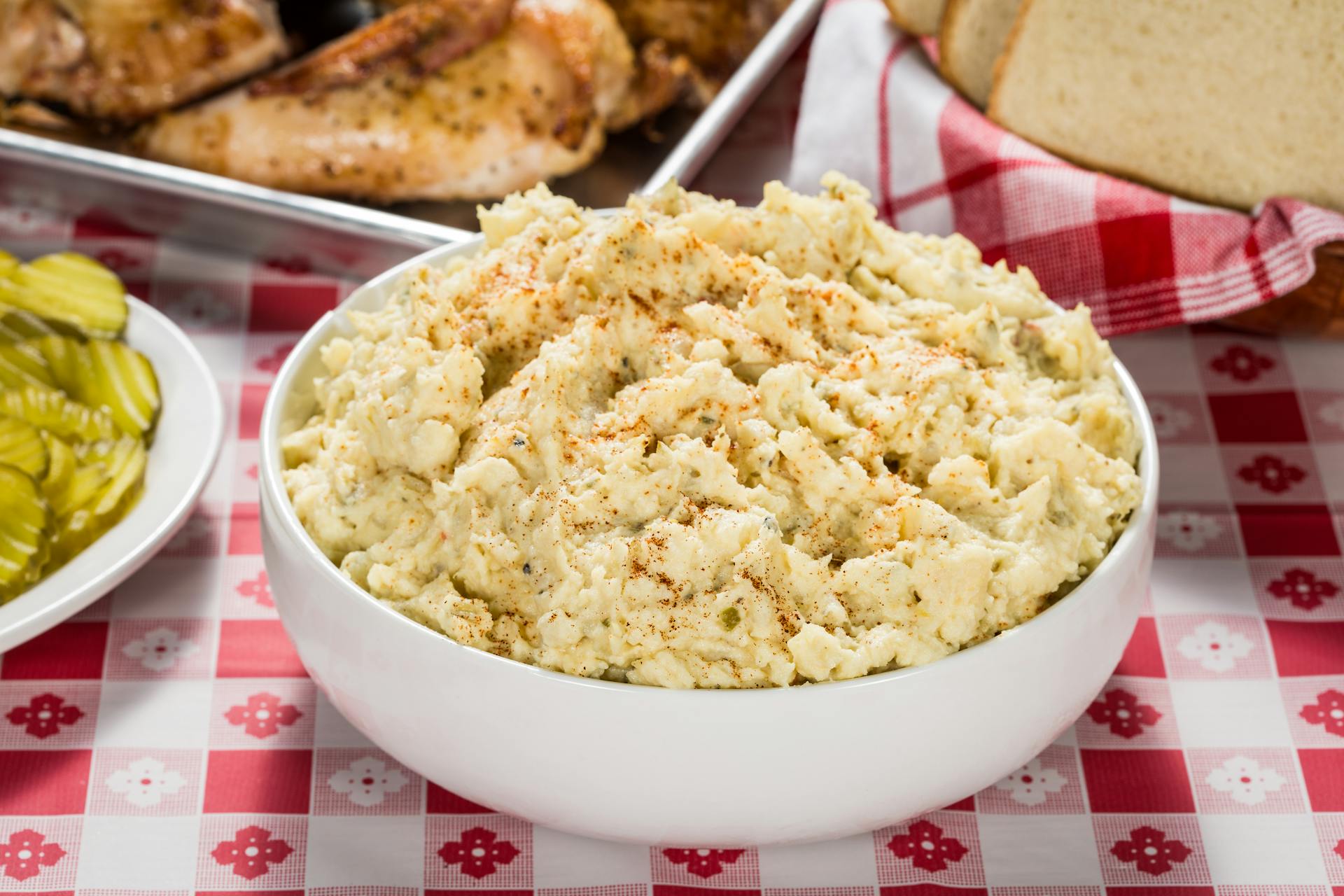 Potato salad on a table | Source: Pexels