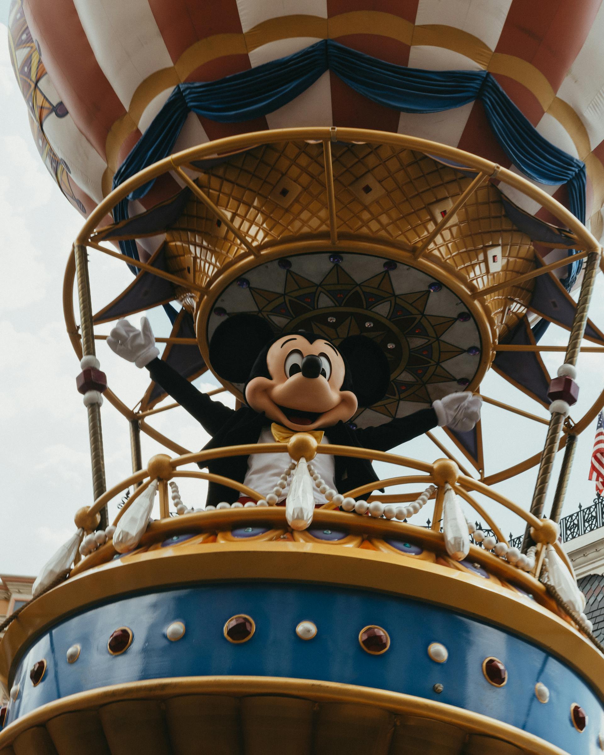 Mickey Mouse in parade at Walt Disney World | Source: Pexels