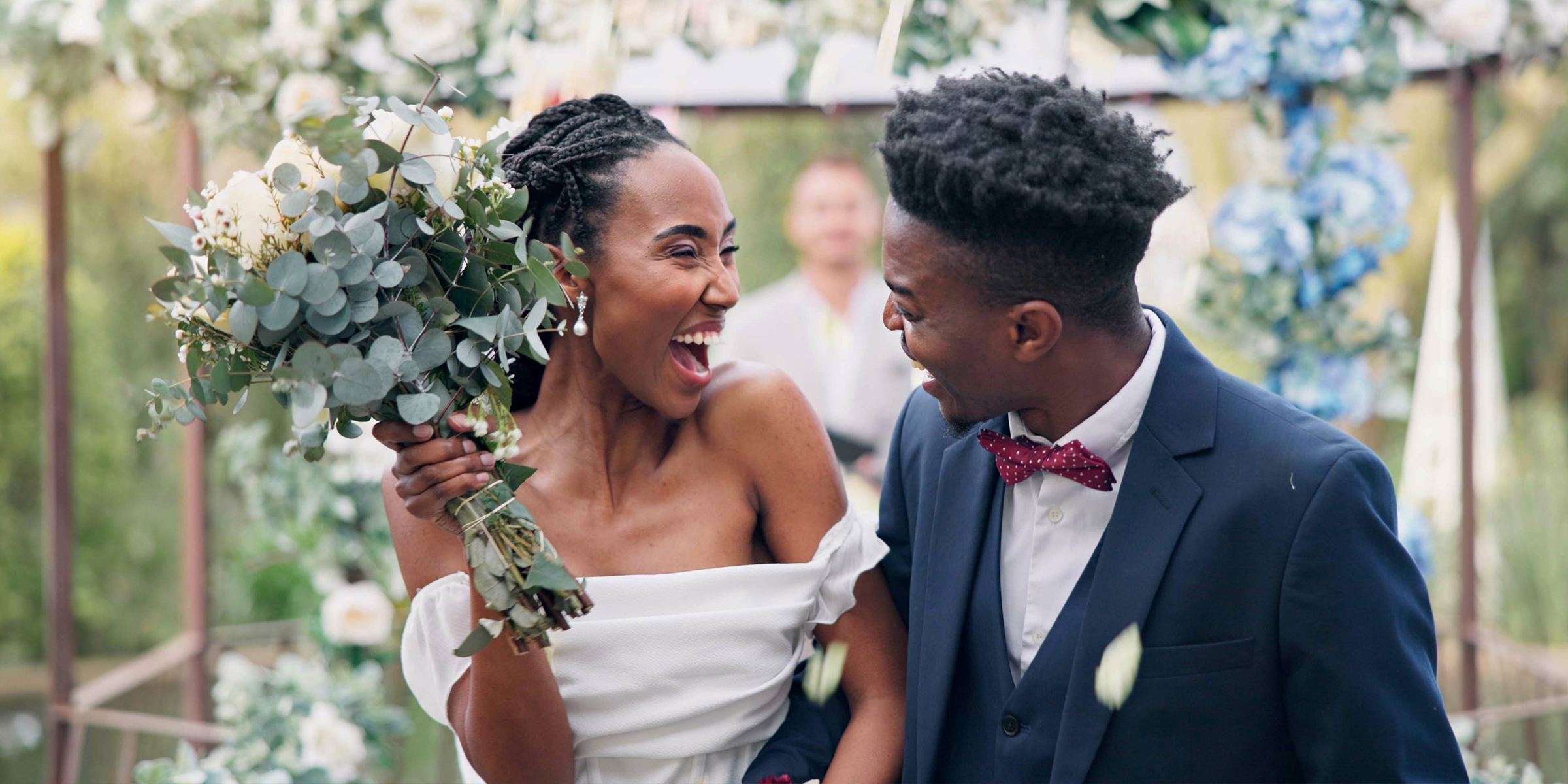 A happy couple | Source: Shutterstock