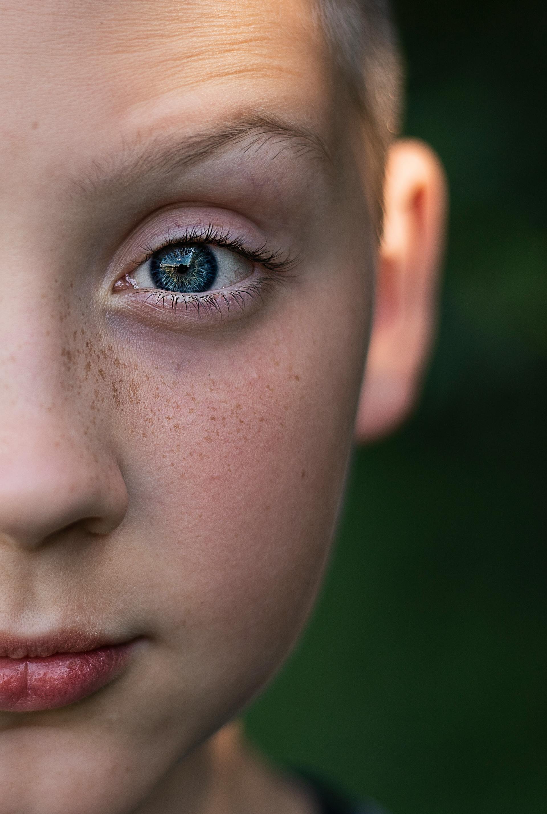 Close up of a boy's face | Source: Pexels