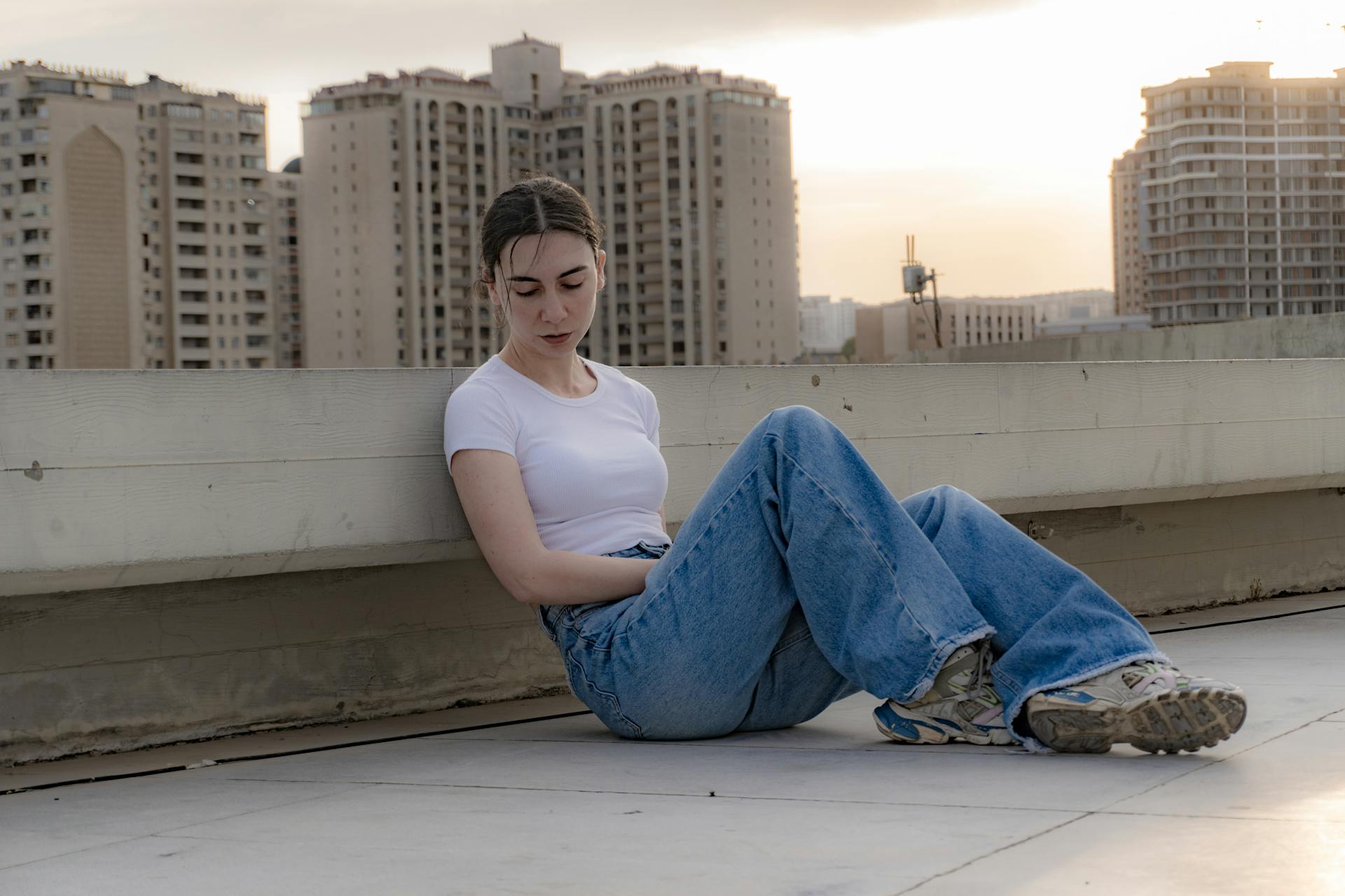 A thoughtful woman | Source: Pexels