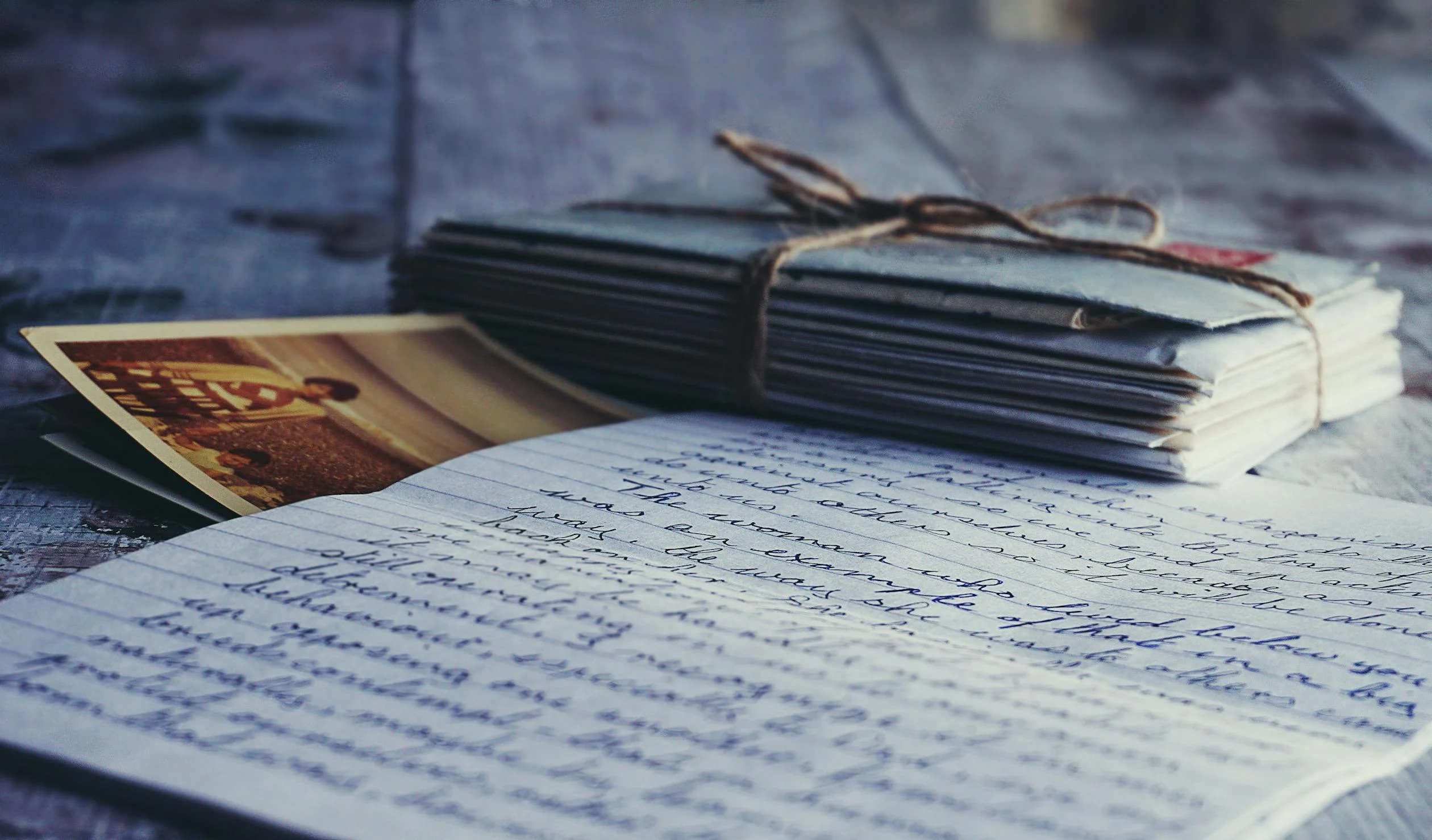 Handwritten letters | Source: Pexels