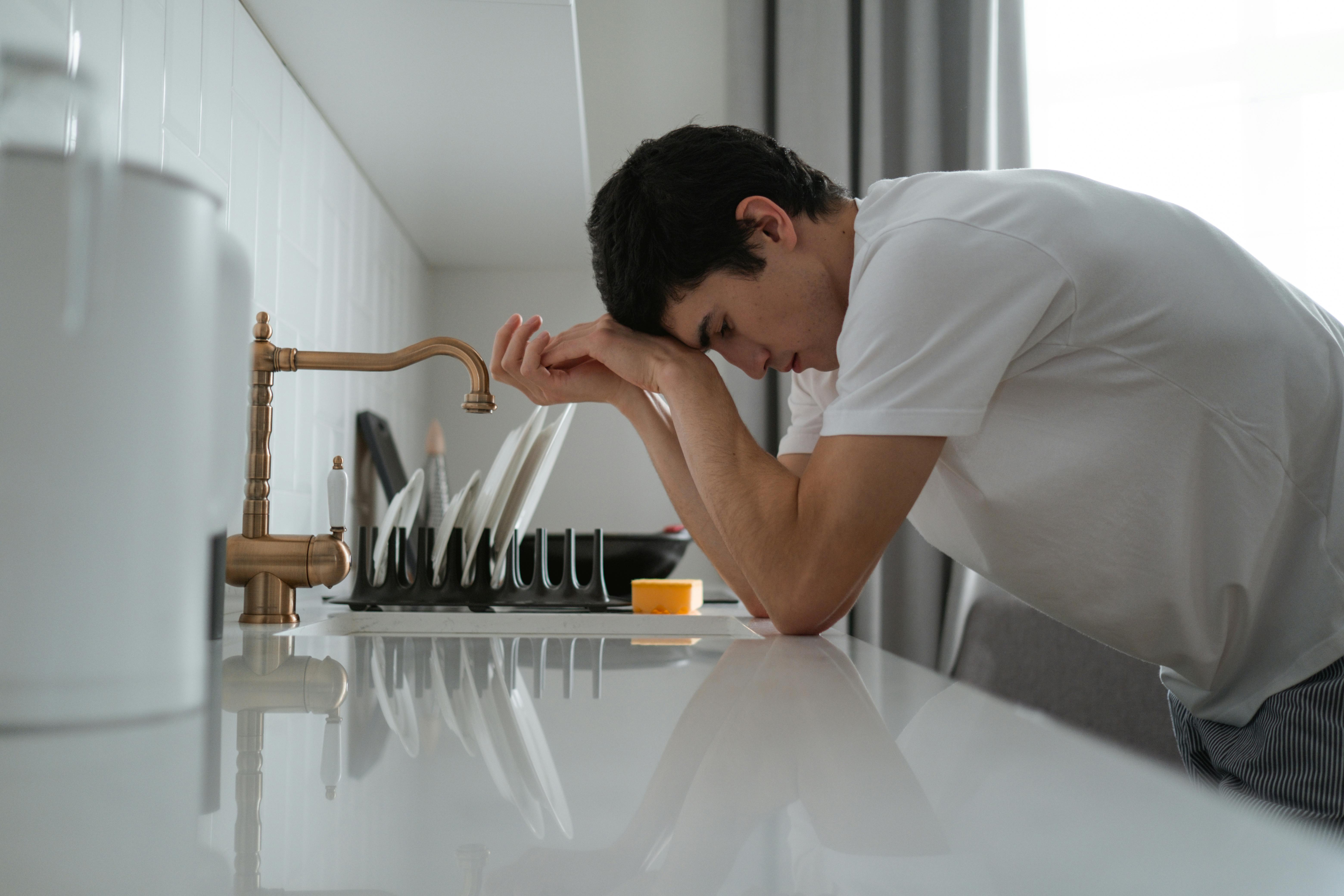 A stressed man | Source: Pexels