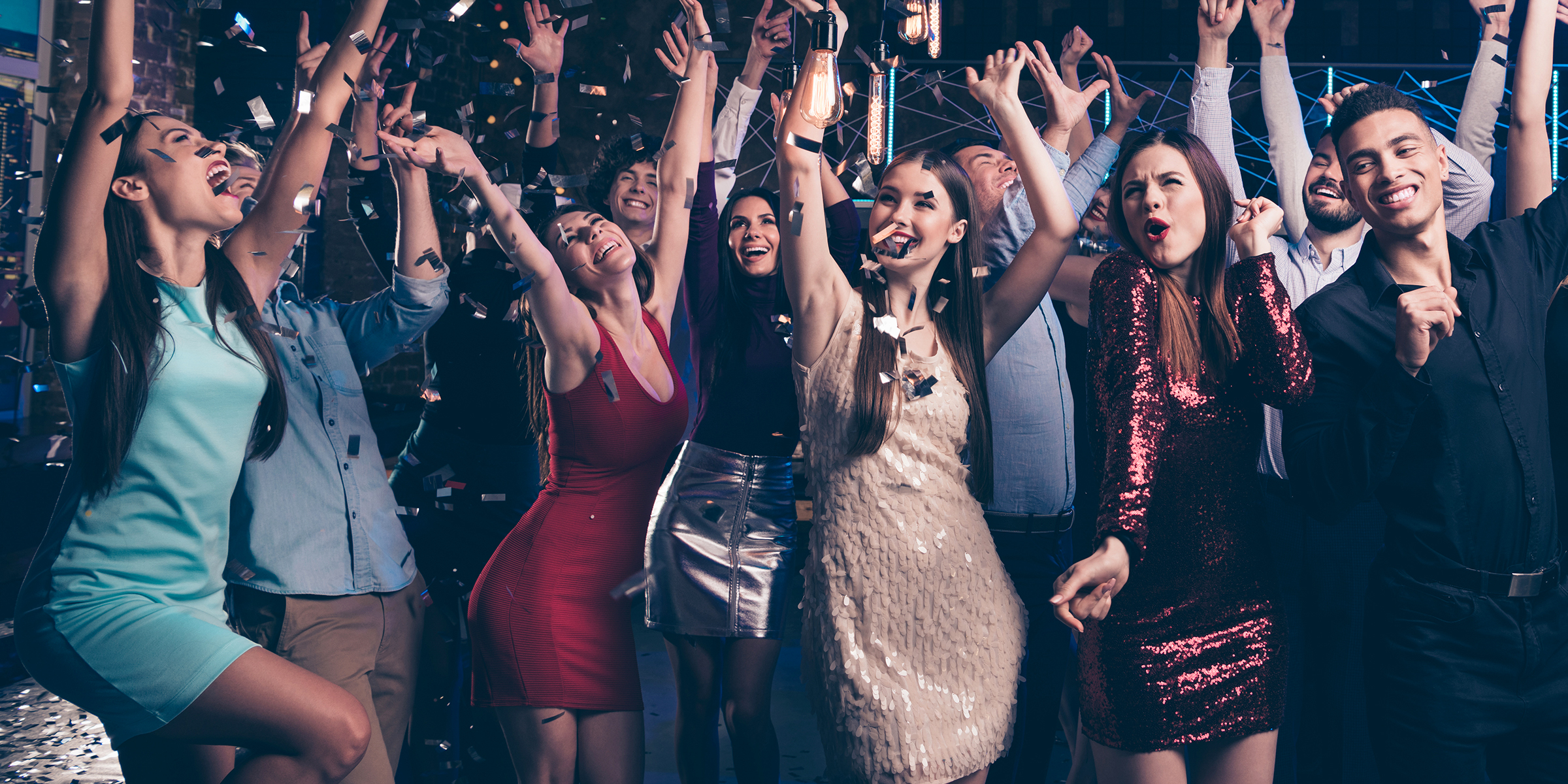 Teenagers at prom | Source: Shutterstock